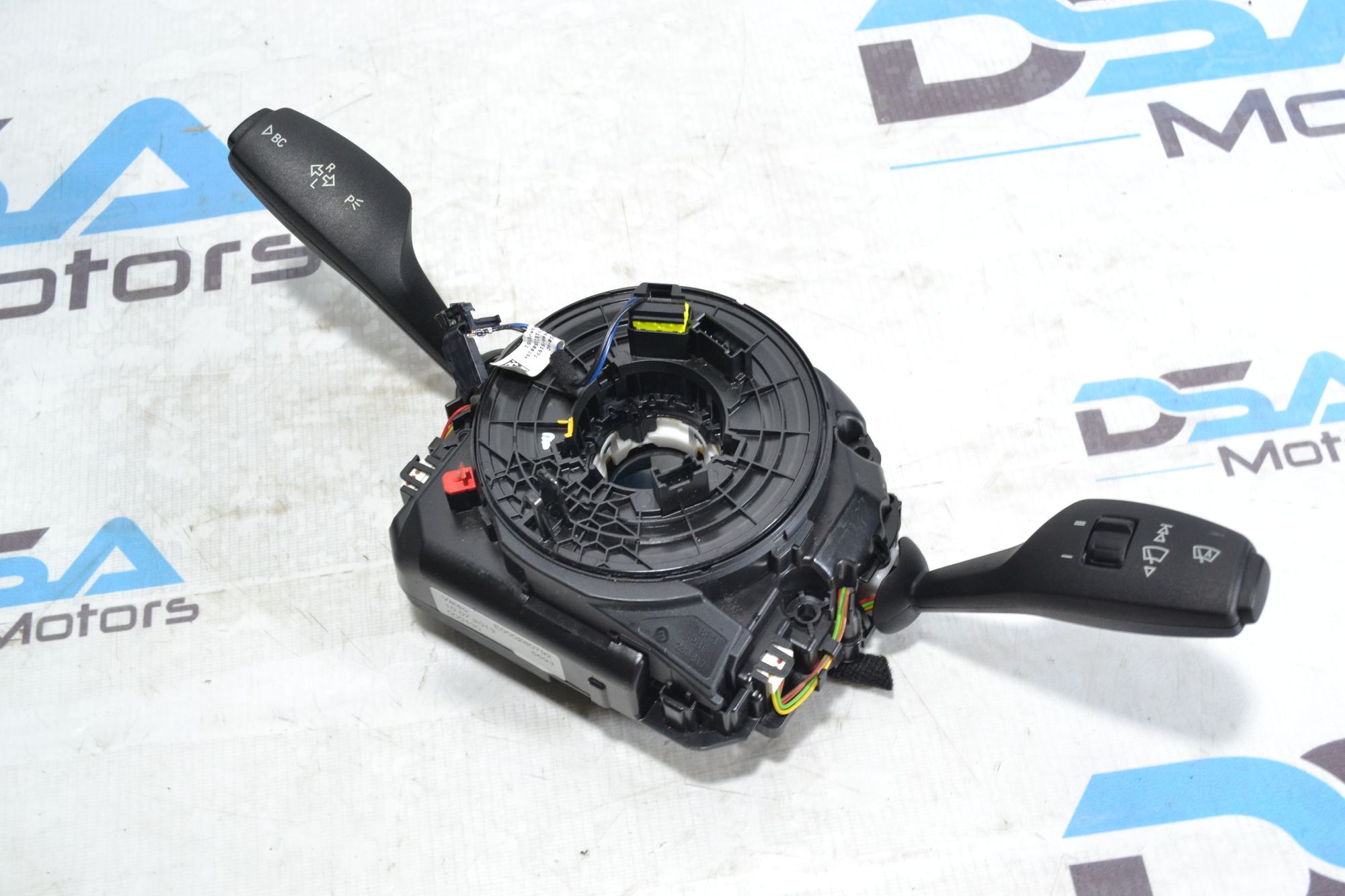 https://ycs.partsauto.market/partsauto-images/thmbs/userImages/b7628e092085f1f91467af1afb6e7630/part/a3300bd4-7fcd-4eb9-a68d-1db584cc2907_1780495308108.jpg