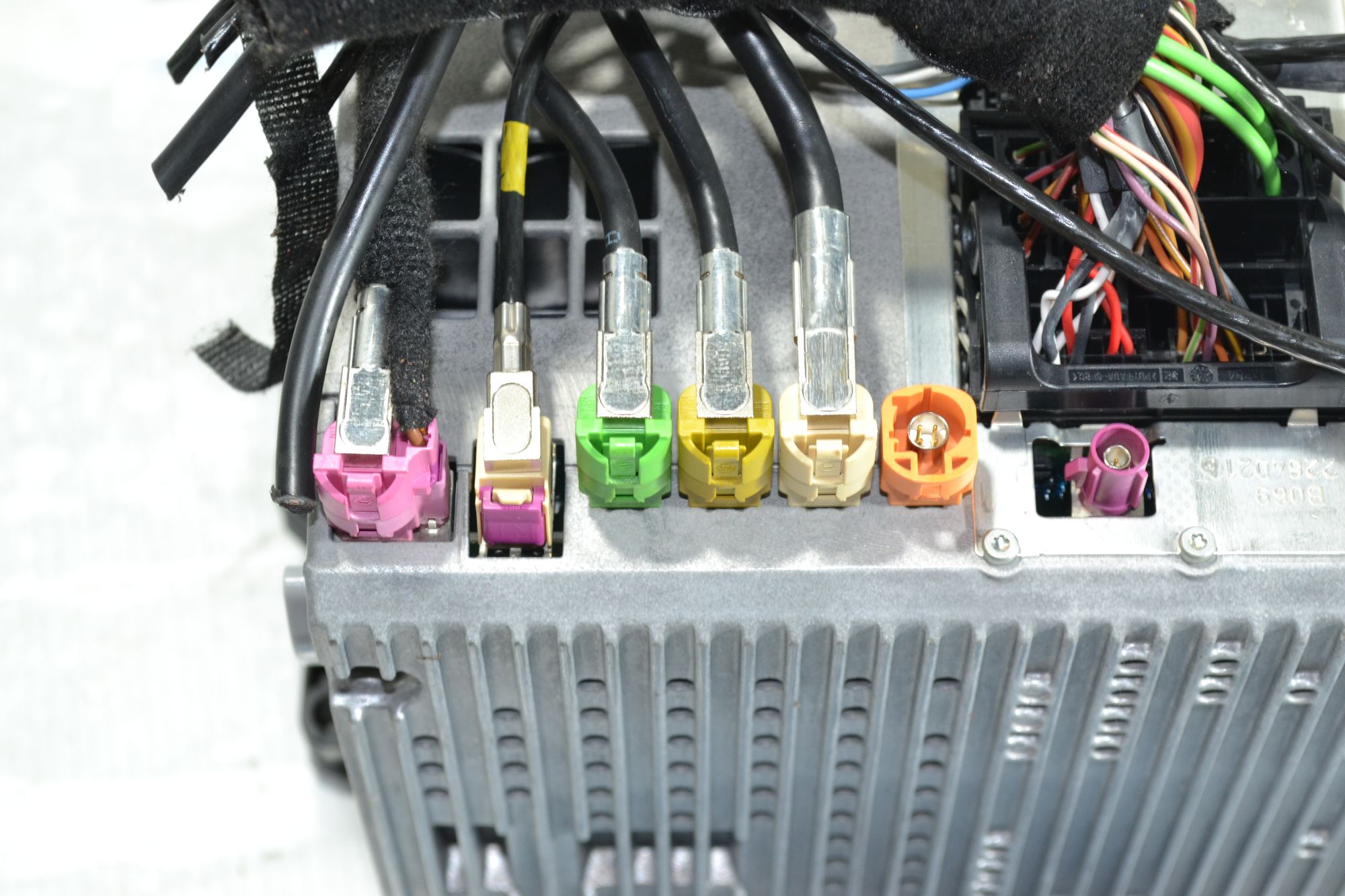 https://ycs.partsauto.market/partsauto-images/thmbs/userImages/b7628e092085f1f91467af1afb6e7630/part/a3534244-ede2-4310-a284-350a69fdd8b6_1779880641900.jpg