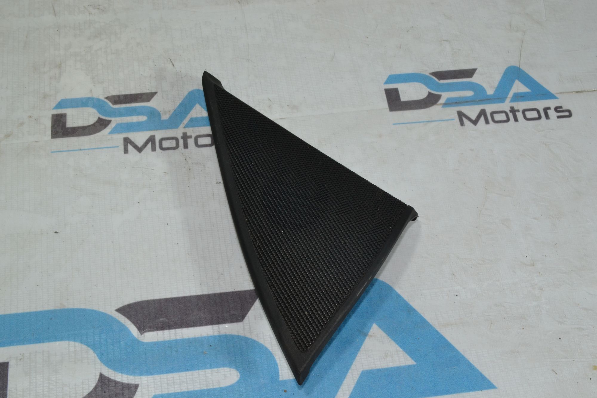 https://ycs.partsauto.market/partsauto-images/thmbs/userImages/b7628e092085f1f91467af1afb6e7630/part/a365d8d3-2b27-407a-97bd-2d6c7c1af024_1779890754098.jpg