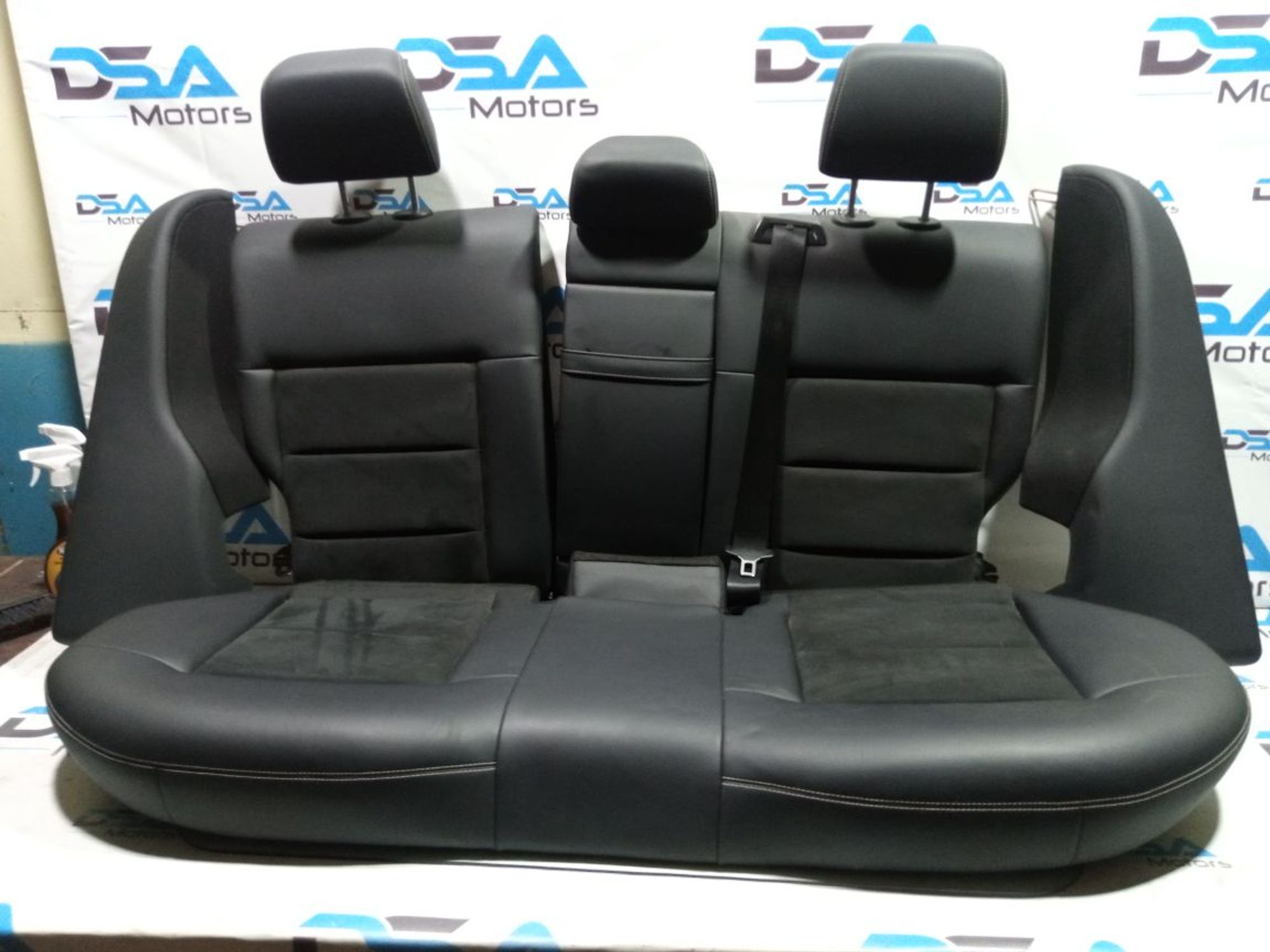 https://ycs.partsauto.market/partsauto-images/thmbs/userImages/b7628e092085f1f91467af1afb6e7630/part/a3bafdce-ac12-4d33-a18c-69e1f9874184_1749037437614.jpg