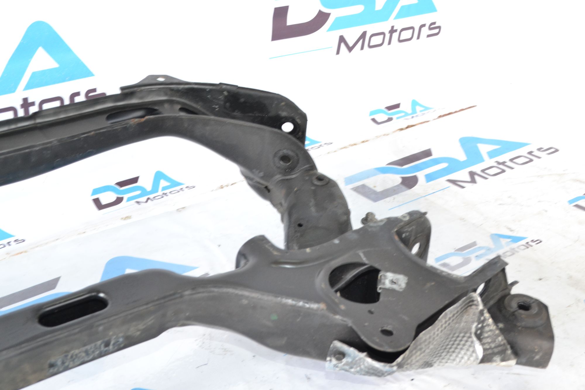 https://ycs.partsauto.market/partsauto-images/thmbs/userImages/b7628e092085f1f91467af1afb6e7630/part/a3c81fa2-16dc-4364-aa7d-6066415ff185_1781610166089.jpg