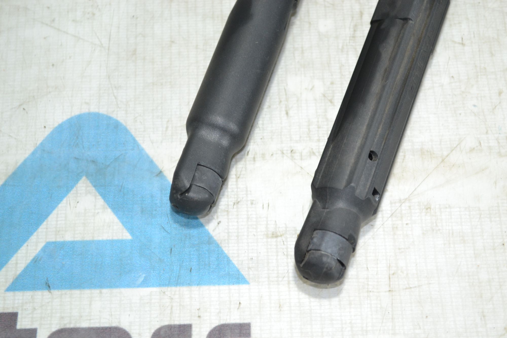 https://ycs.partsauto.market/partsauto-images/thmbs/userImages/b7628e092085f1f91467af1afb6e7630/part/a3e4ee05-9d38-4fd0-9f0f-e830cac526c6_1785247585914.jpg