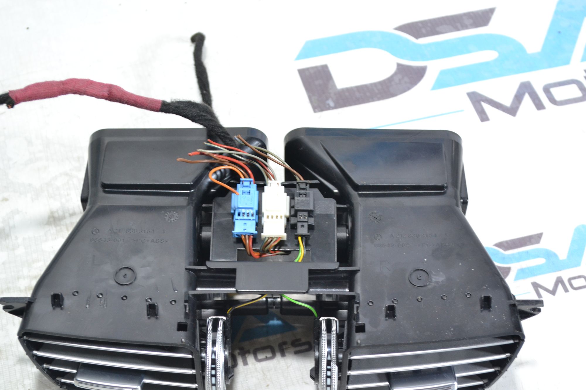 https://ycs.partsauto.market/partsauto-images/thmbs/userImages/b7628e092085f1f91467af1afb6e7630/part/a414c453-dd2b-4f54-83fa-ca2332b73eee_1780579055859.jpg