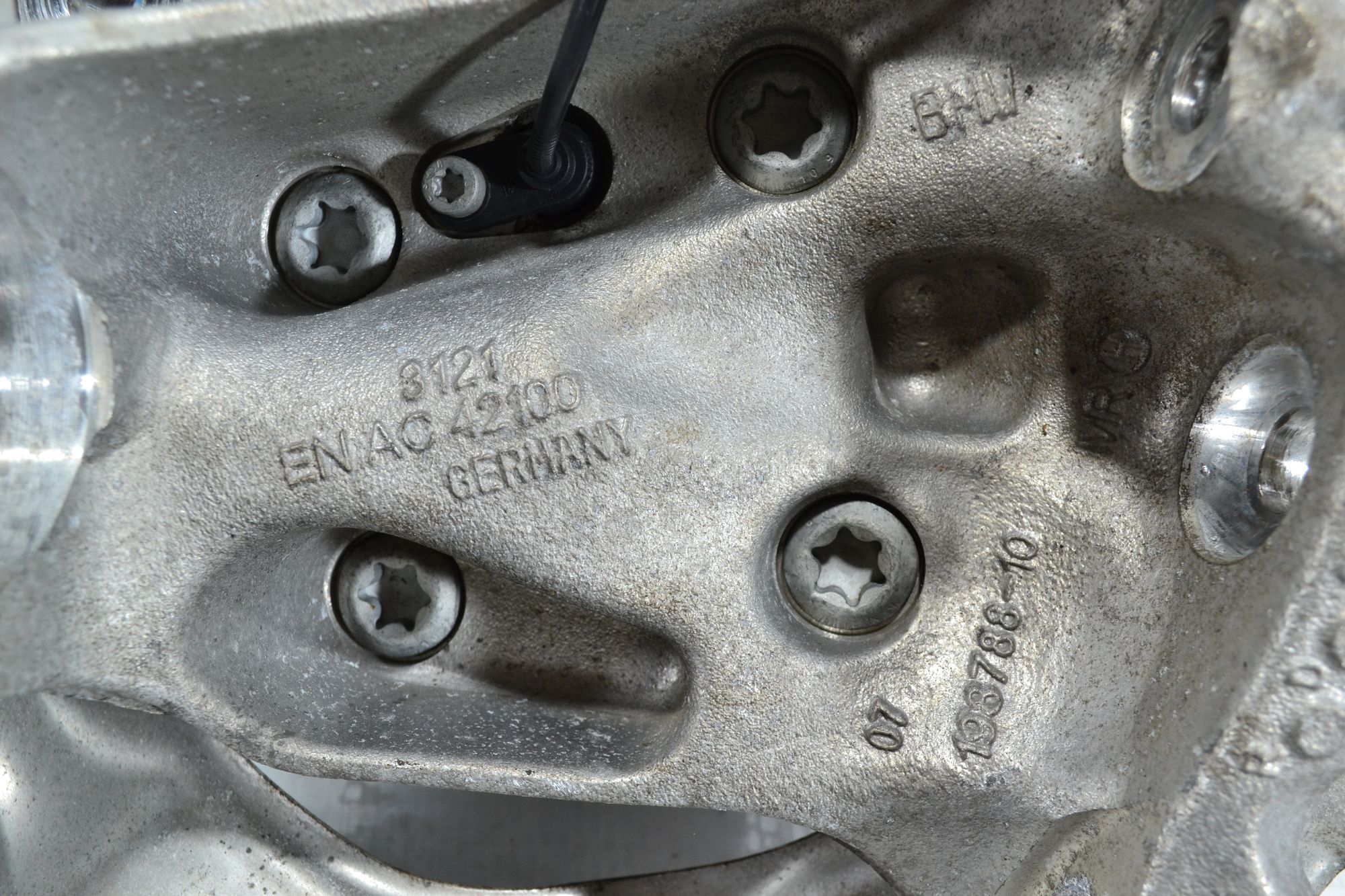 Ступица передняя левая оригинал BMW F30/F20/F22/F32 из Японии, 4900 рублей, Кореновск