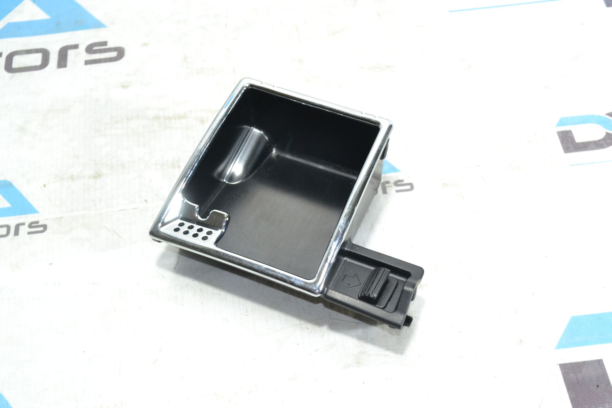 https://ycs.partsauto.market/partsauto-images/thmbs/userImages/b7628e092085f1f91467af1afb6e7630/part/a417835c-6bdb-4fb3-a71a-e7c082aac40e_1780494005824.jpg