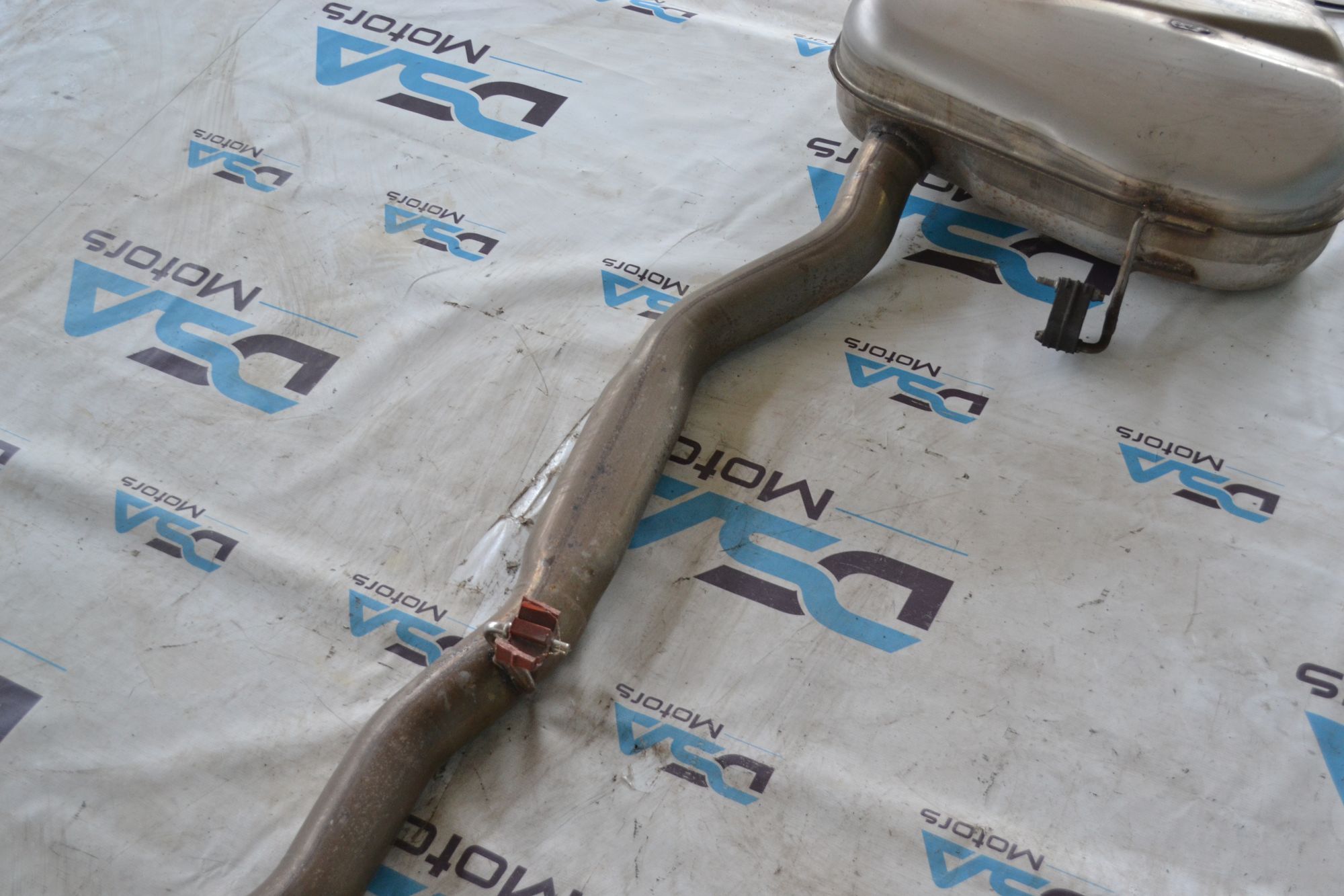 https://ycs.partsauto.market/partsauto-images/thmbs/userImages/b7628e092085f1f91467af1afb6e7630/part/a43d9b2f-1435-43e3-b35c-ff500b22e27a_1787566813948.jpg