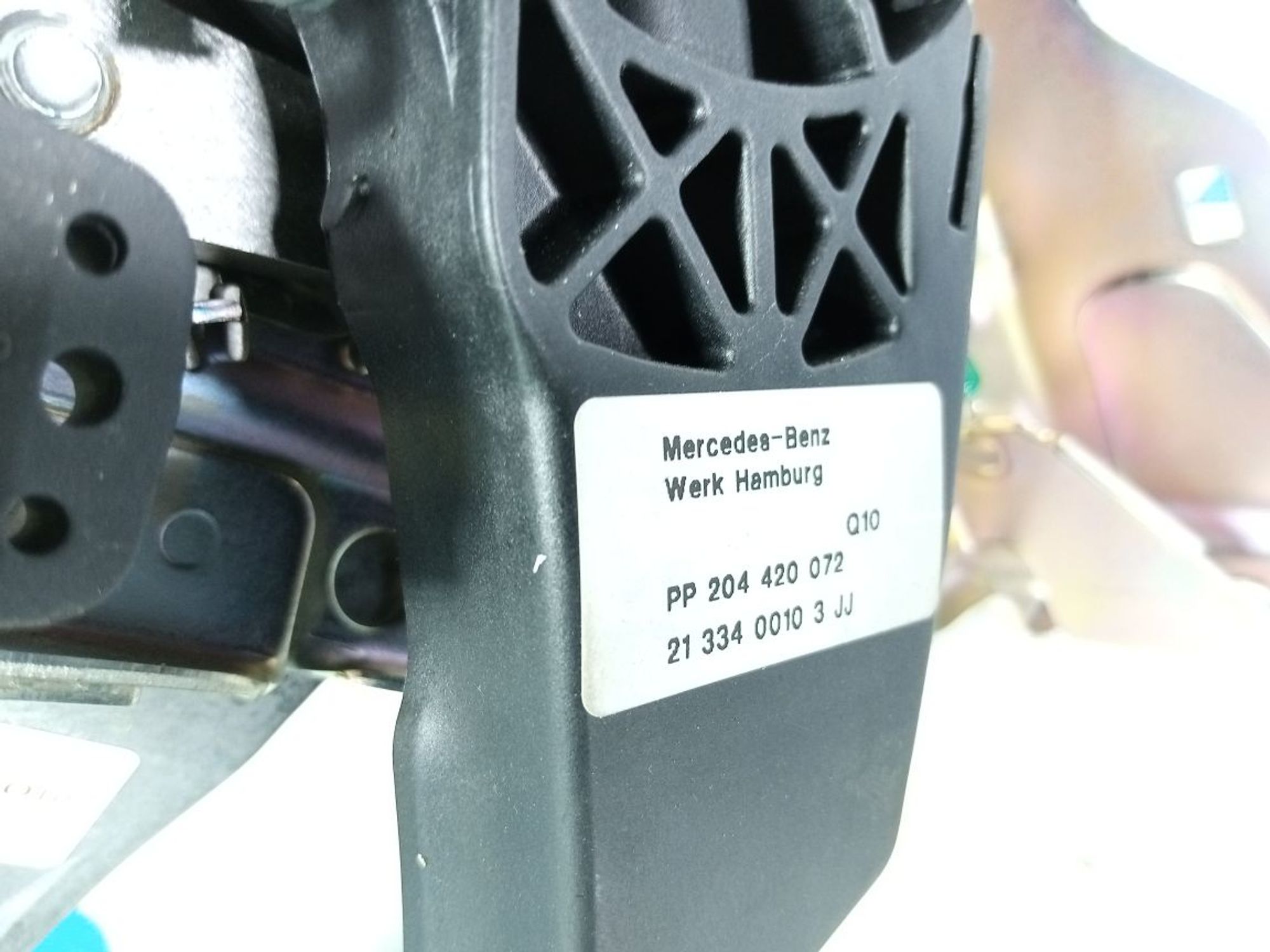 https://ycs.partsauto.market/partsauto-images/thmbs/userImages/b7628e092085f1f91467af1afb6e7630/part/a4898493-04b2-4cfa-adda-f417c5ad67a8_1747024016973.jpg
