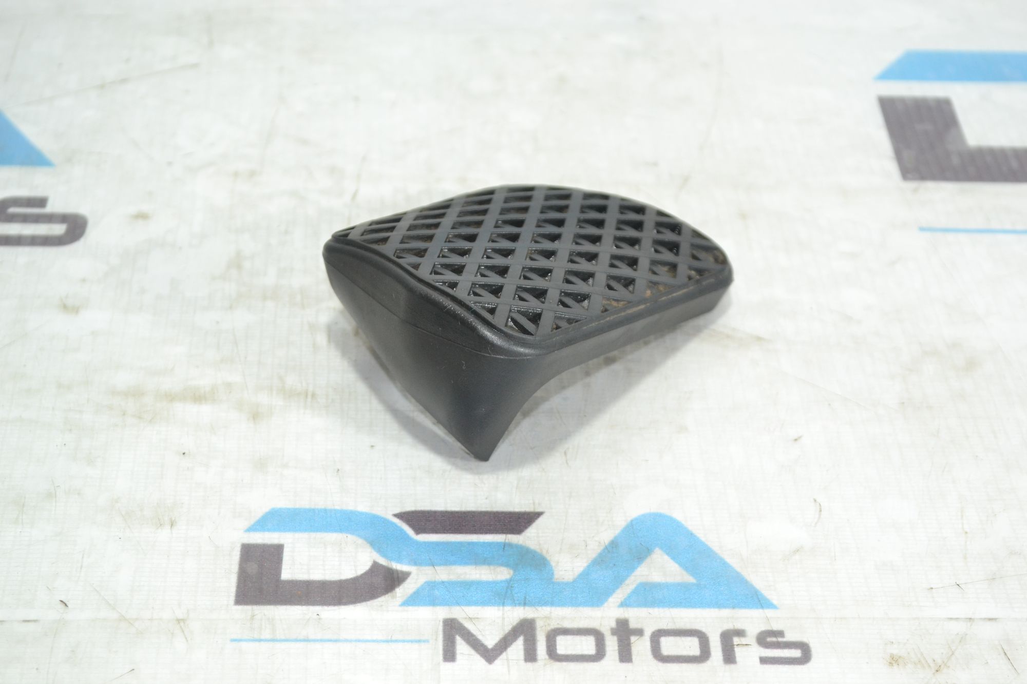 https://ycs.partsauto.market/partsauto-images/thmbs/userImages/b7628e092085f1f91467af1afb6e7630/part/a4d38ce7-8a9a-4724-8565-a7370bf8ce9d_1781253044707.jpg