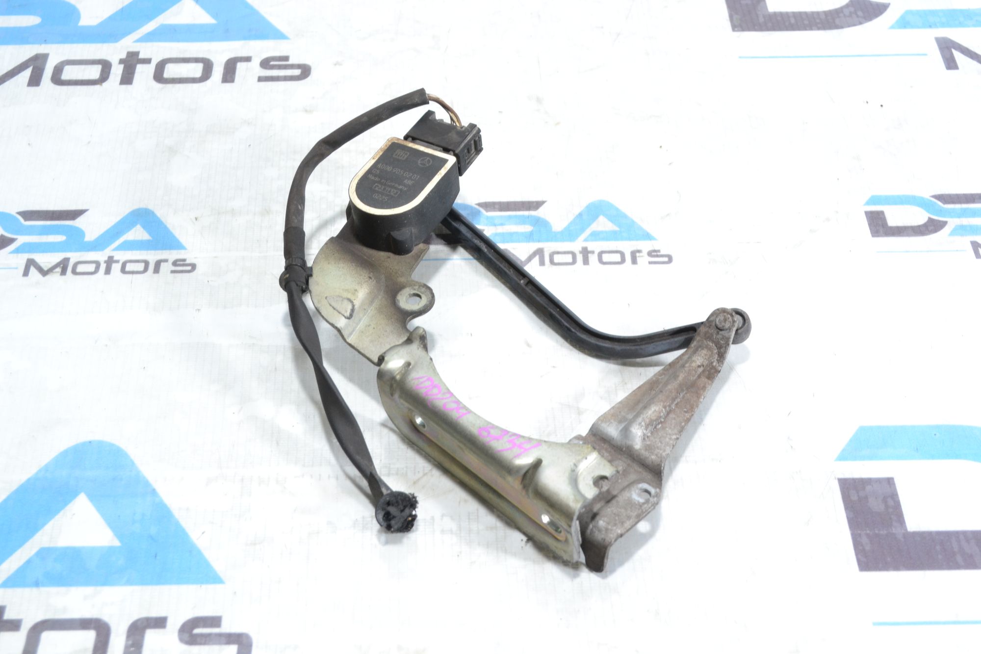 https://ycs.partsauto.market/partsauto-images/thmbs/userImages/b7628e092085f1f91467af1afb6e7630/part/a4f0c000-aed8-4c5f-867a-23c9587f7b79_1780993774268.jpg
