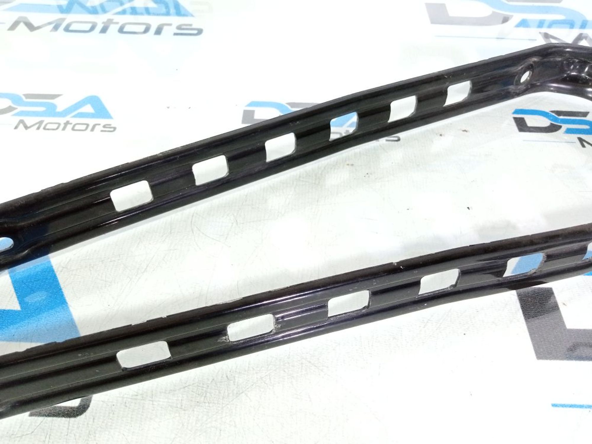 https://ycs.partsauto.market/partsauto-images/thmbs/userImages/b7628e092085f1f91467af1afb6e7630/part/a55b1650-b6eb-4d2c-a626-55ed21bf4adc_1747213064255.jpg