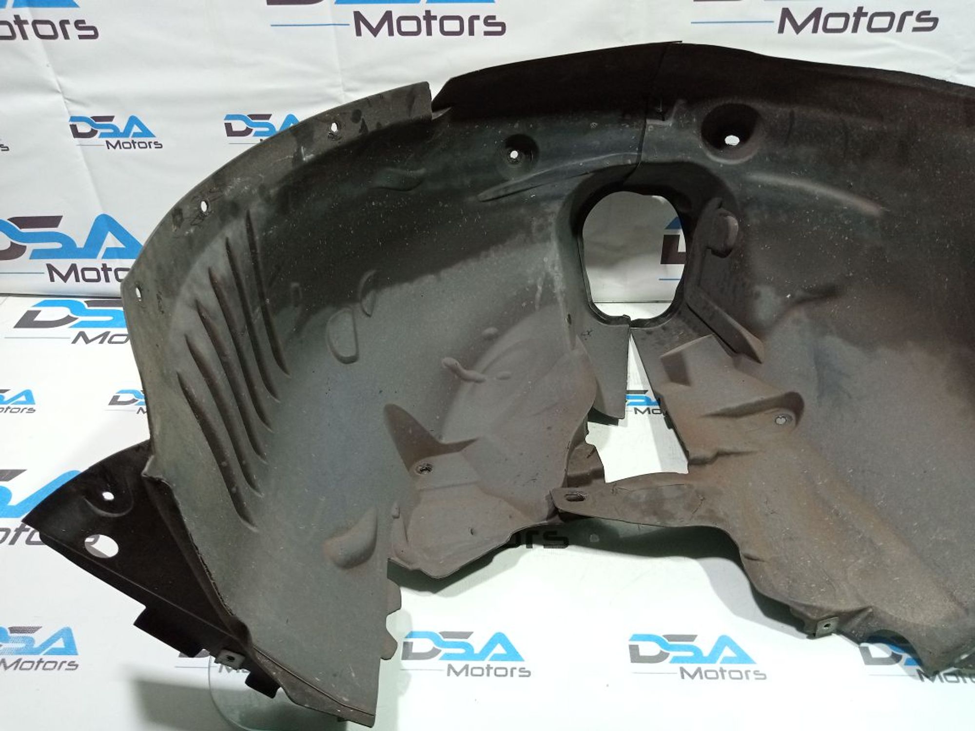 https://ycs.partsauto.market/partsauto-images/thmbs/userImages/b7628e092085f1f91467af1afb6e7630/part/a5693022-3d98-4c3c-8558-124480c9a14c_1747758521013.jpg