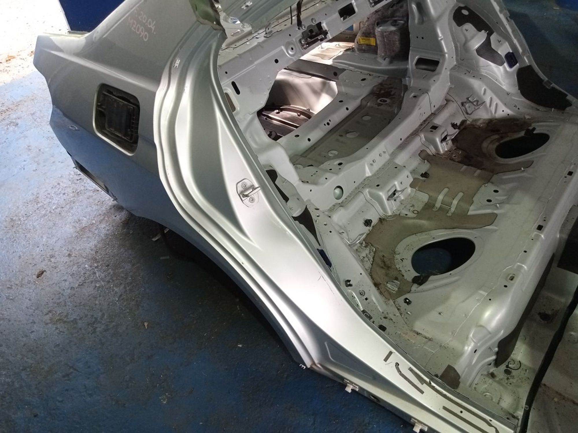 https://ycs.partsauto.market/partsauto-images/thmbs/userImages/b7628e092085f1f91467af1afb6e7630/part/a5e20f12-c86a-45d7-87f6-085ad7294dc0_1749732674728.jpg