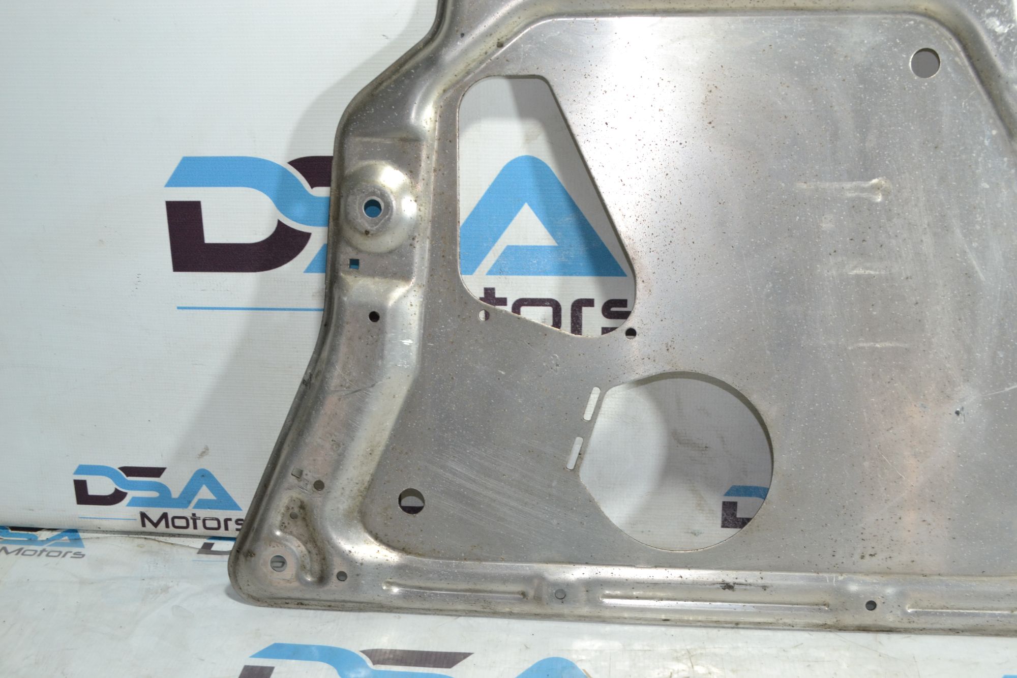 https://ycs.partsauto.market/partsauto-images/thmbs/userImages/b7628e092085f1f91467af1afb6e7630/part/a5ff9b75-b28b-4c44-8743-8630aa6e8ee6_1783077382258.jpg