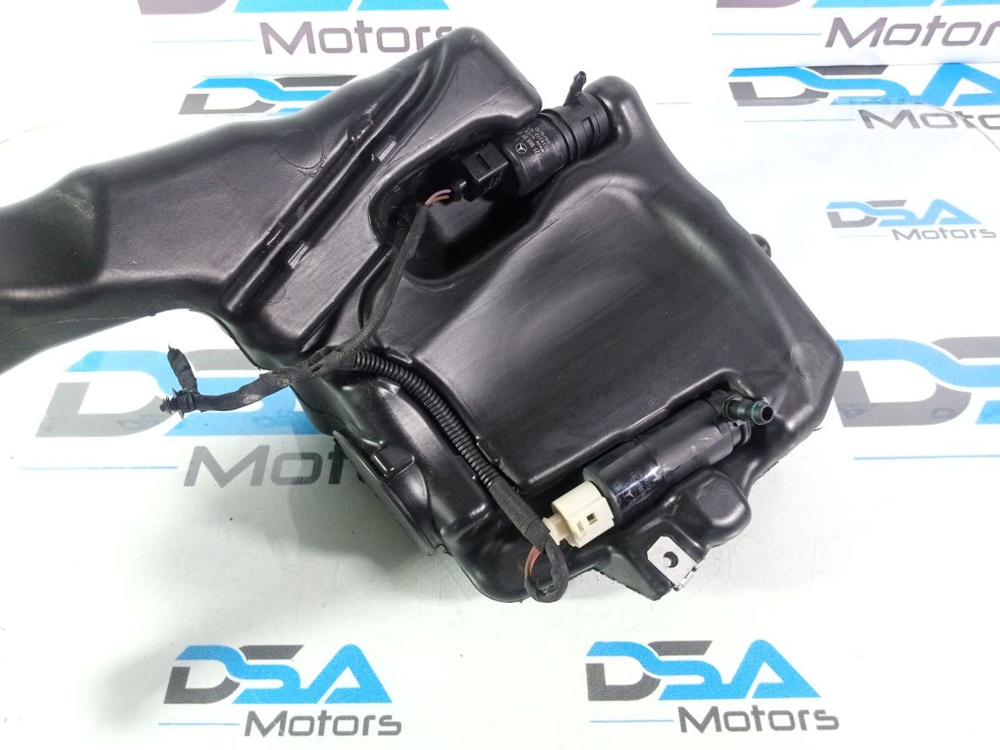 https://ycs.partsauto.market/partsauto-images/thmbs/userImages/b7628e092085f1f91467af1afb6e7630/part/a6a32cec-4351-4f38-8d3b-25df1904e3ac_1740572060667.jpg