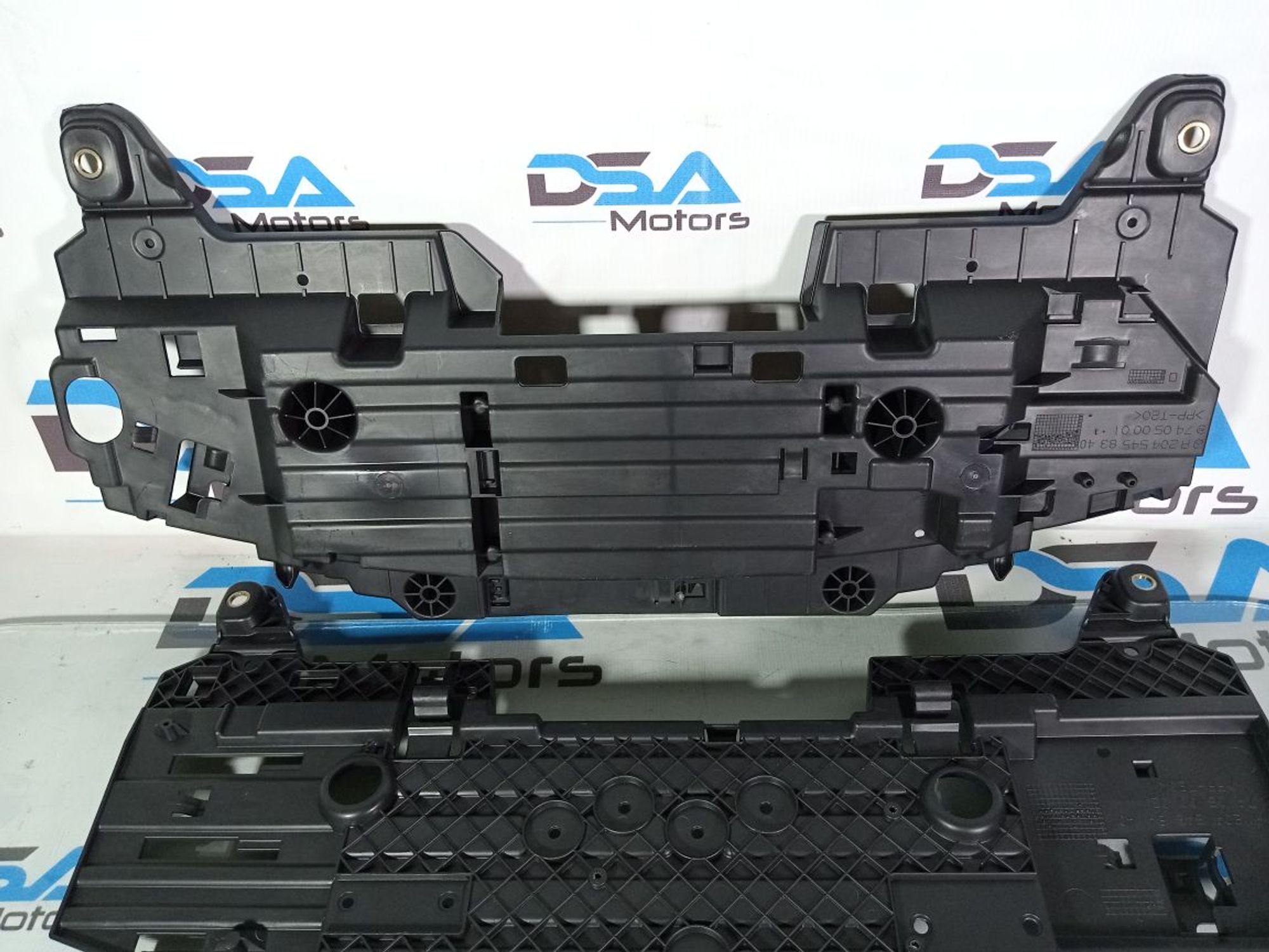 https://ycs.partsauto.market/partsauto-images/thmbs/userImages/b7628e092085f1f91467af1afb6e7630/part/a6bc91de-52ea-4619-9d03-354456f7a6db_1745404121487.jpg