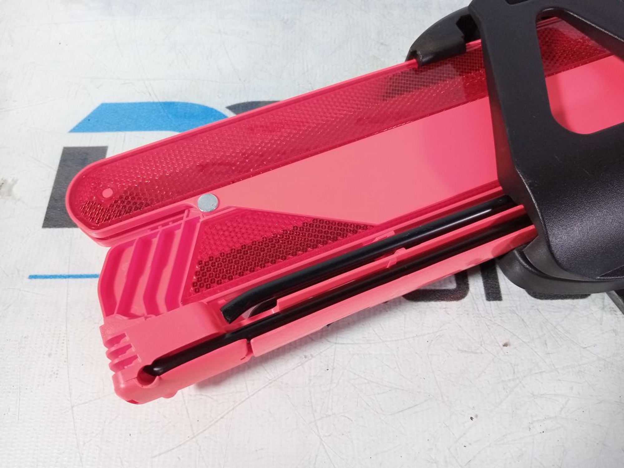 https://ycs.partsauto.market/partsauto-images/thmbs/userImages/b7628e092085f1f91467af1afb6e7630/part/a71097f1-d99c-4773-815e-760ea9419022_1742647110262.jpg