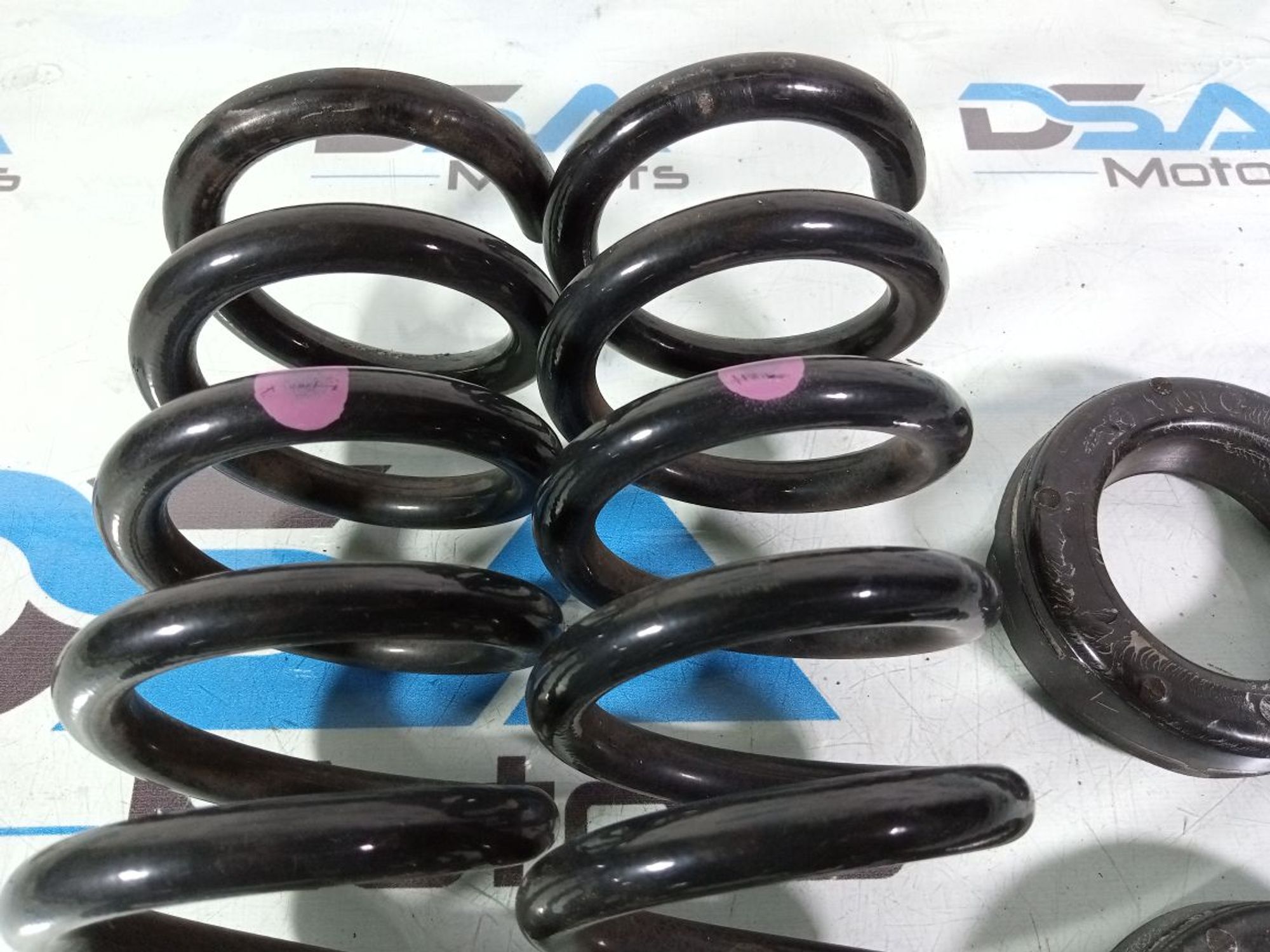https://ycs.partsauto.market/partsauto-images/thmbs/userImages/b7628e092085f1f91467af1afb6e7630/part/a7167953-6513-4a55-8763-371d765f842e_1737357097252.jpg