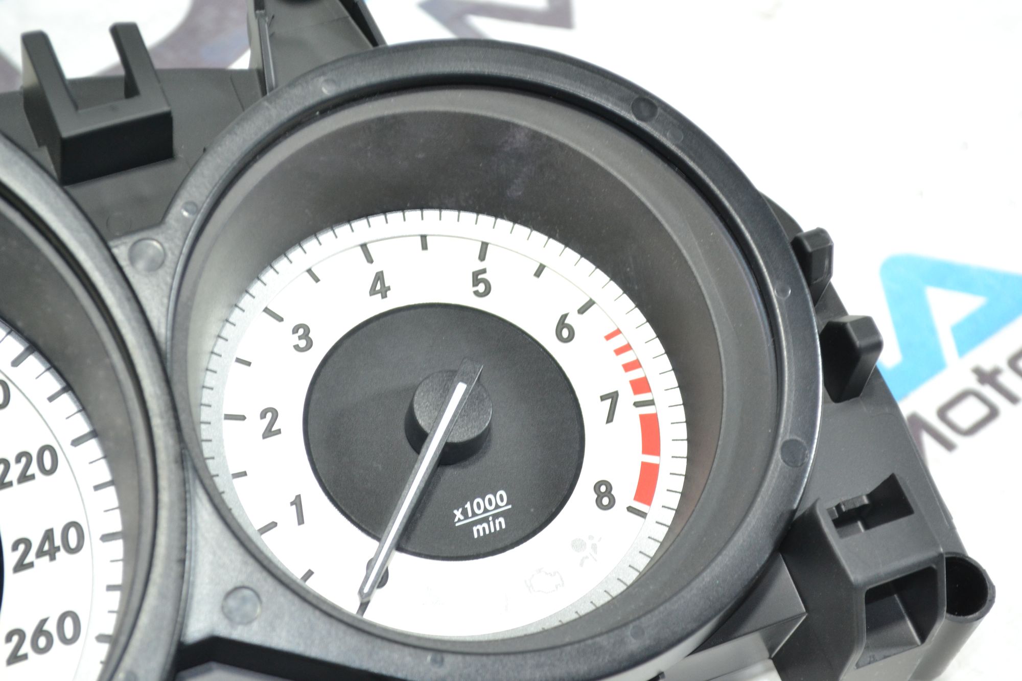 https://ycs.partsauto.market/partsauto-images/thmbs/userImages/b7628e092085f1f91467af1afb6e7630/part/a71a18d5-e8b1-4519-a426-696120381042_1780983855147.jpg