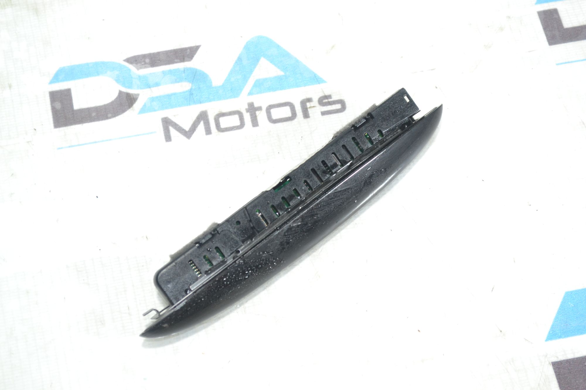 https://ycs.partsauto.market/partsauto-images/thmbs/userImages/b7628e092085f1f91467af1afb6e7630/part/a726a032-f3e9-4f2d-832a-709fbbe5f43d_1781008582561.jpg