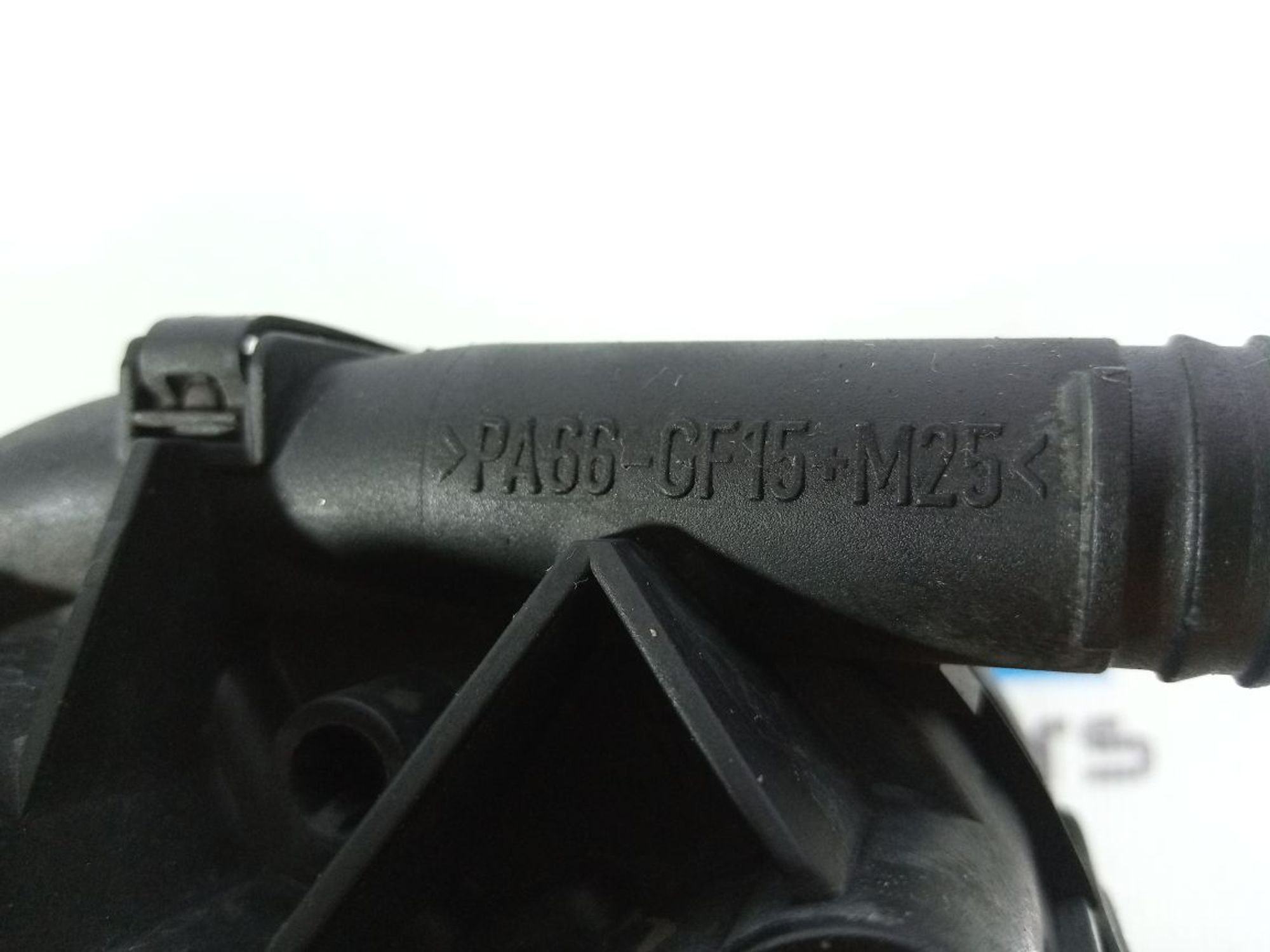 https://ycs.partsauto.market/partsauto-images/thmbs/userImages/b7628e092085f1f91467af1afb6e7630/part/a7fc8efc-7425-4da7-9f0b-70d0934dbc4b_1740218386494.jpg