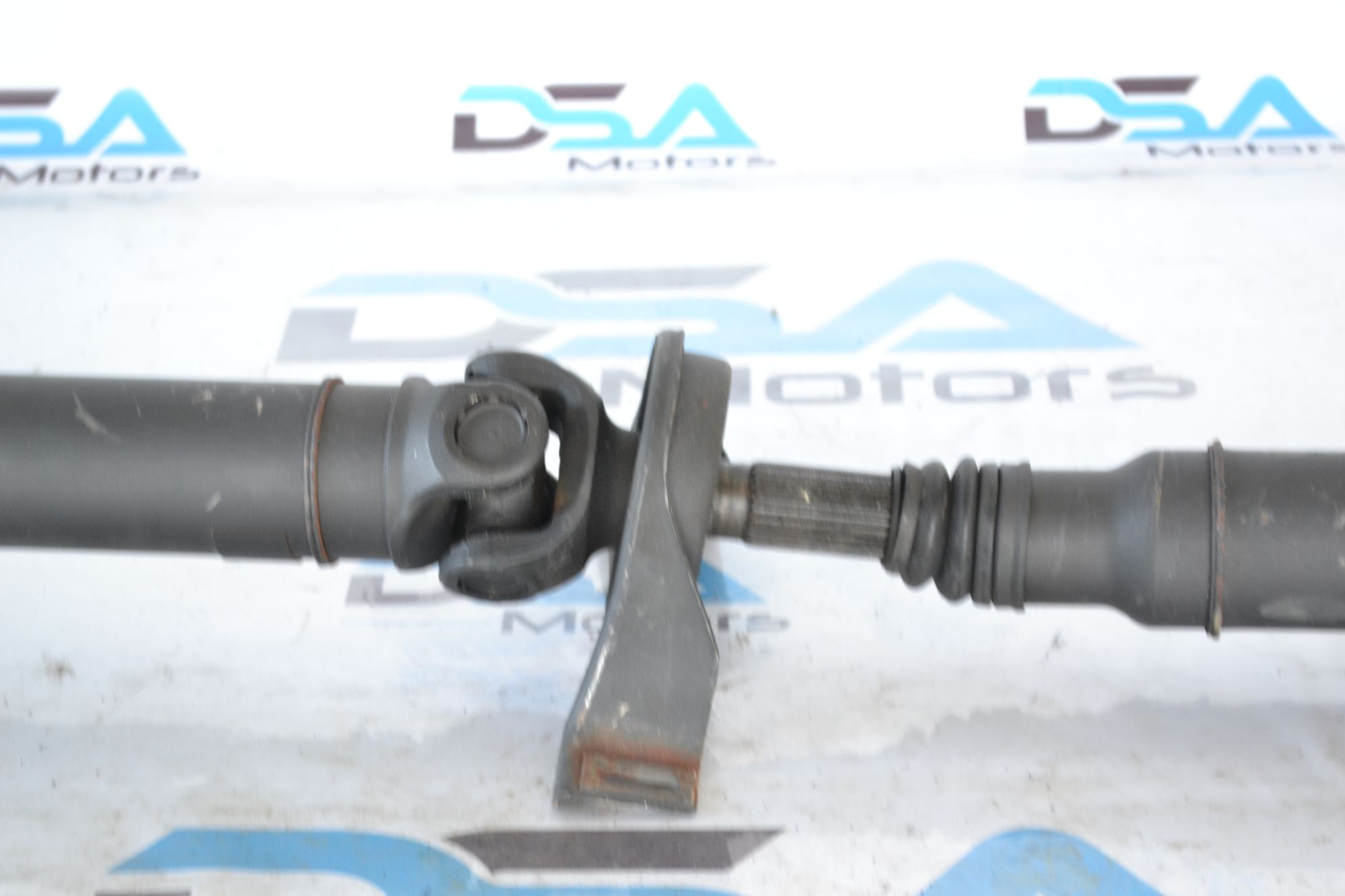 https://ycs.partsauto.market/partsauto-images/thmbs/userImages/b7628e092085f1f91467af1afb6e7630/part/a7fdb7ef-ad92-4080-902f-6ffafab6cb0d_1781587456686.jpg