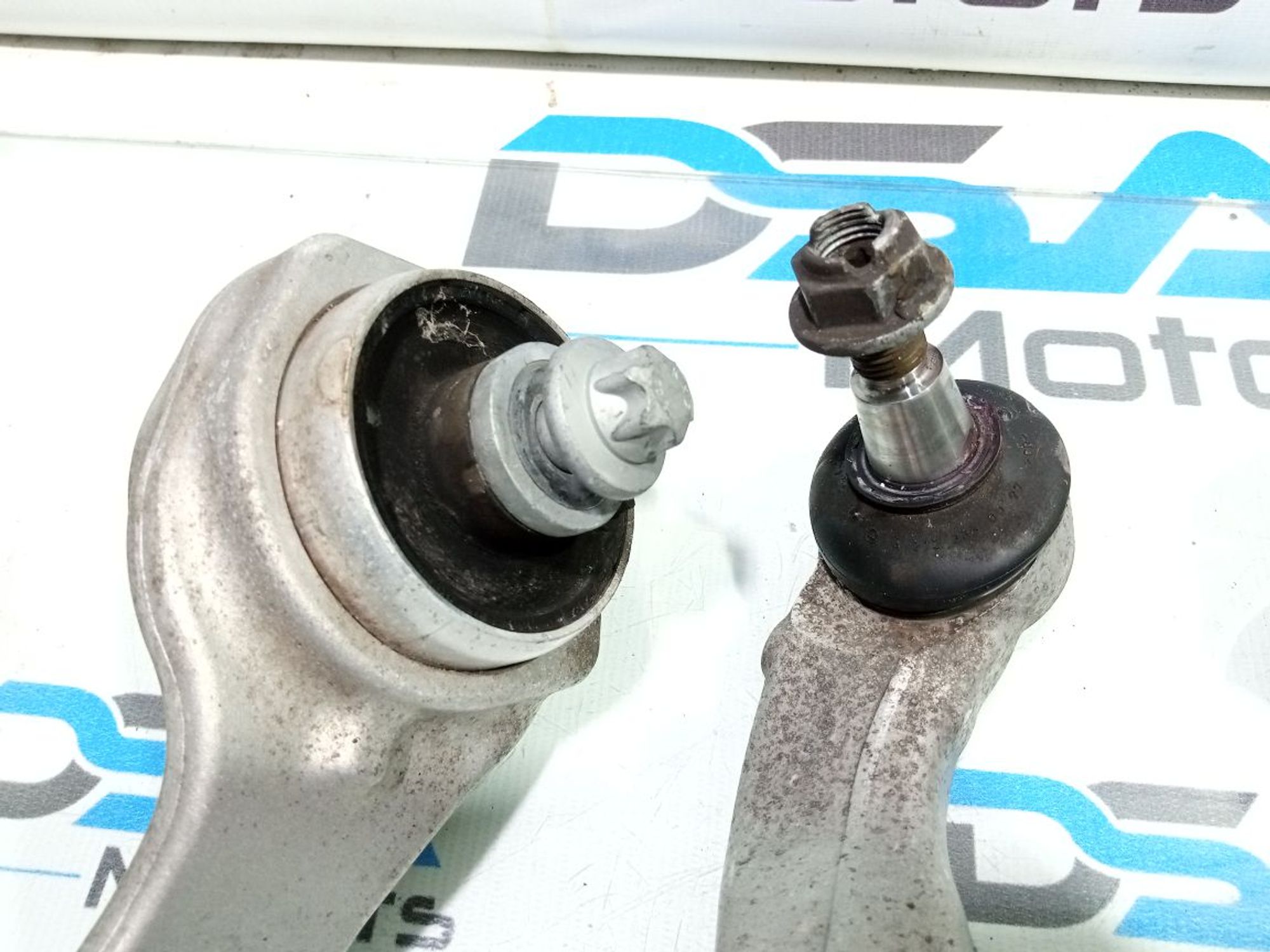 https://ycs.partsauto.market/partsauto-images/thmbs/userImages/b7628e092085f1f91467af1afb6e7630/part/a844b6cb-08de-4e32-aa00-5854879517a2_1748410603276.jpg