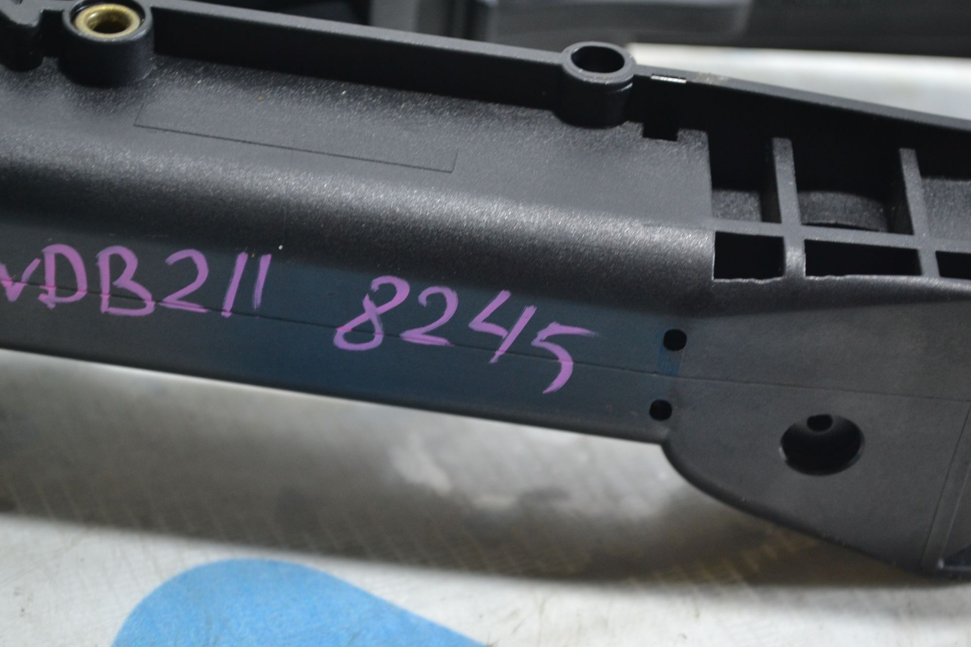 https://ycs.partsauto.market/partsauto-images/thmbs/userImages/b7628e092085f1f91467af1afb6e7630/part/a8a148d9-f91a-4e52-9304-43e9ed83184d_1780562936094.jpg