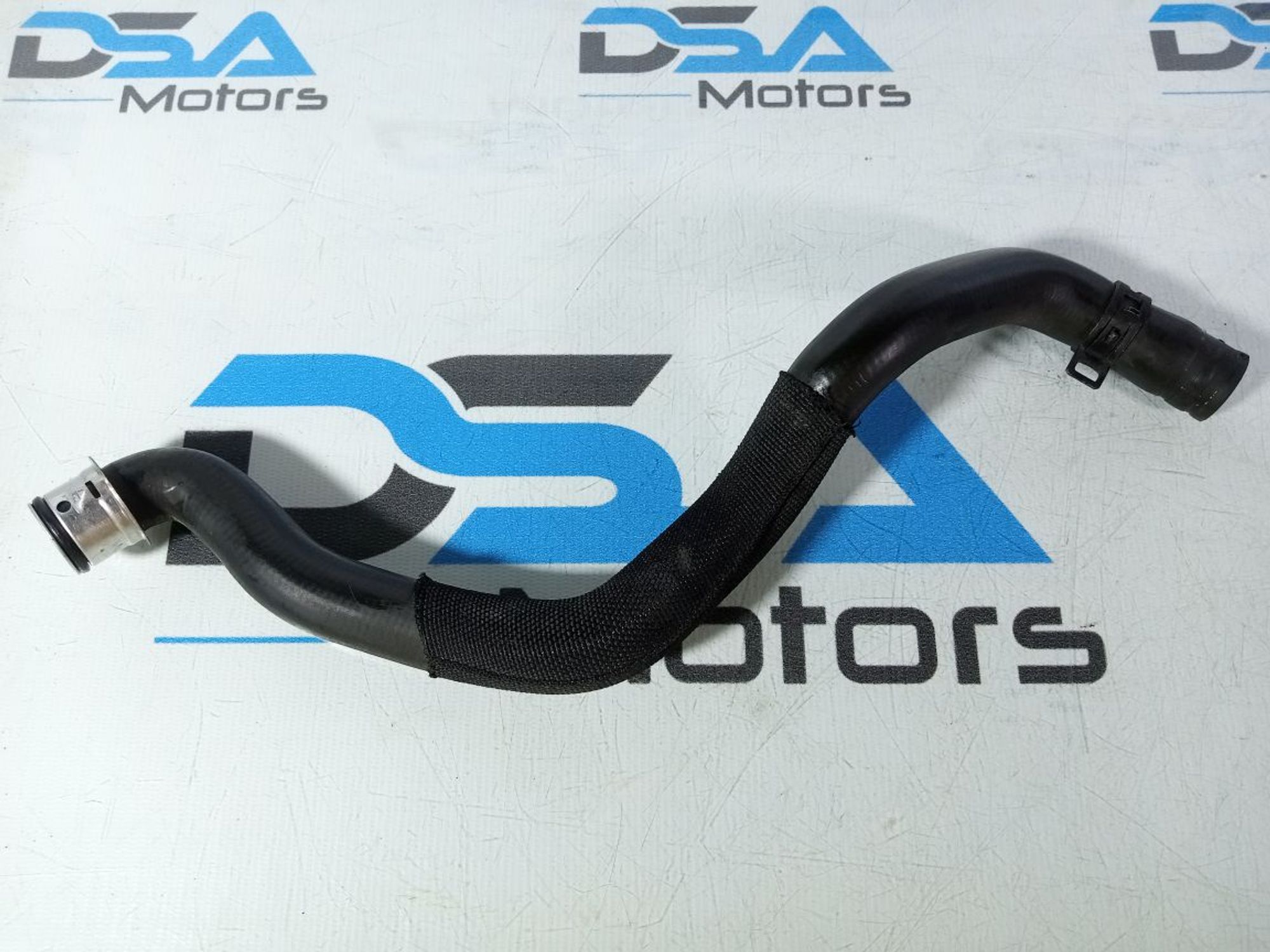 https://ycs.partsauto.market/partsauto-images/thmbs/userImages/b7628e092085f1f91467af1afb6e7630/part/a8a4d7e4-fd5f-4ab9-9cee-d80e04dbbea6_1746166879444.jpg