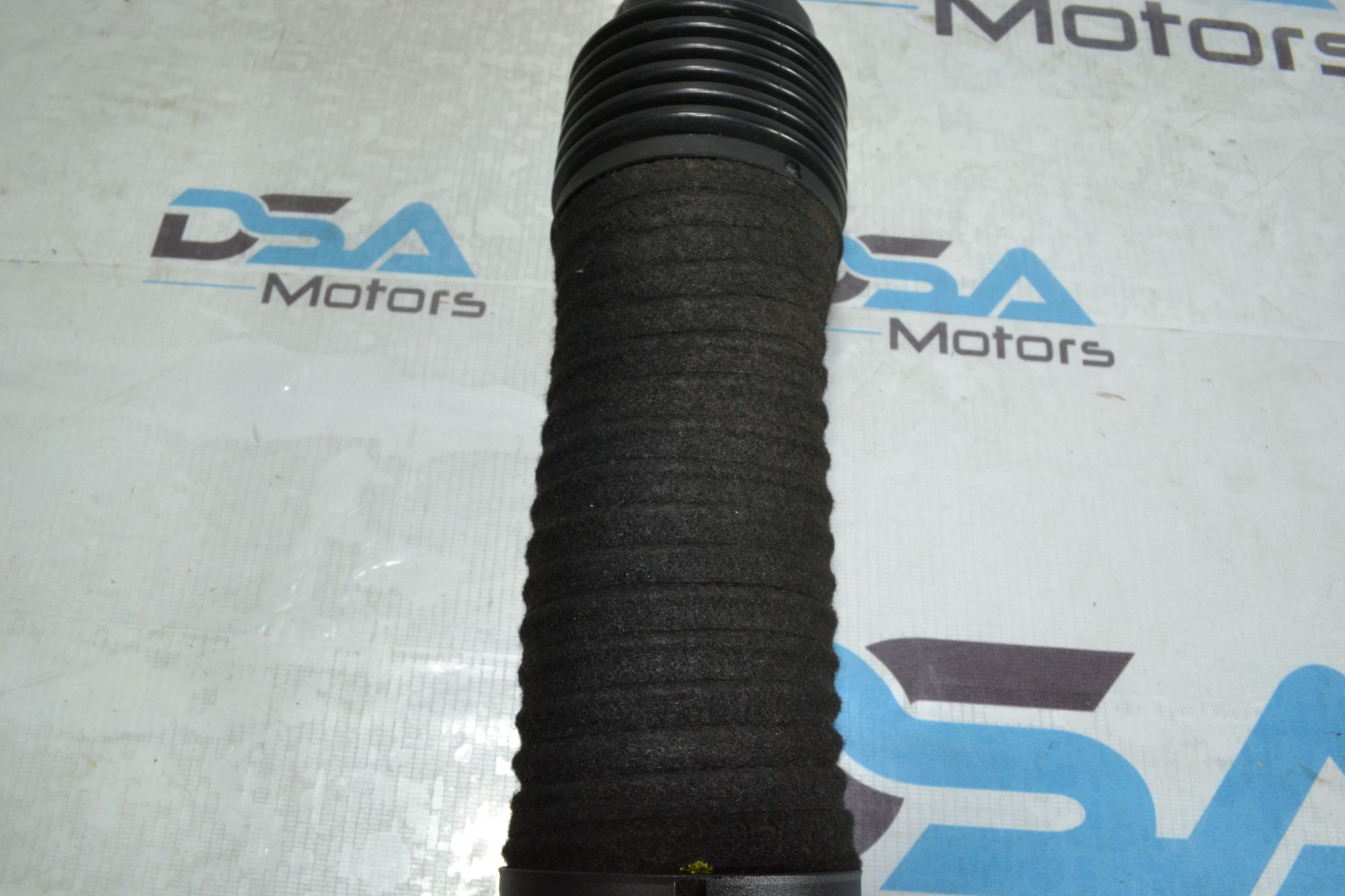 https://ycs.partsauto.market/partsauto-images/thmbs/userImages/b7628e092085f1f91467af1afb6e7630/part/a8aa8f99-dacb-4c0a-86f0-8b7926329a80_1779877413559.jpg