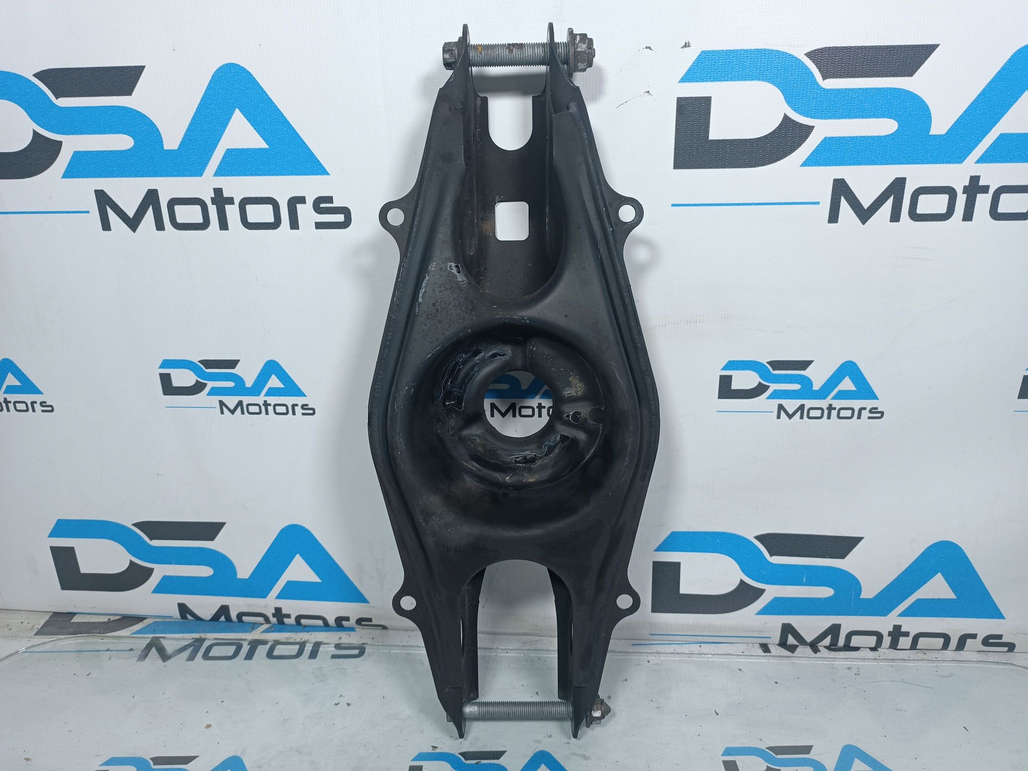 https://ycs.partsauto.market/partsauto-images/thmbs/userImages/b7628e092085f1f91467af1afb6e7630/part/a99b5e2c-5e40-455b-99dd-0753b7bdf0b4_1707837602487.jpg