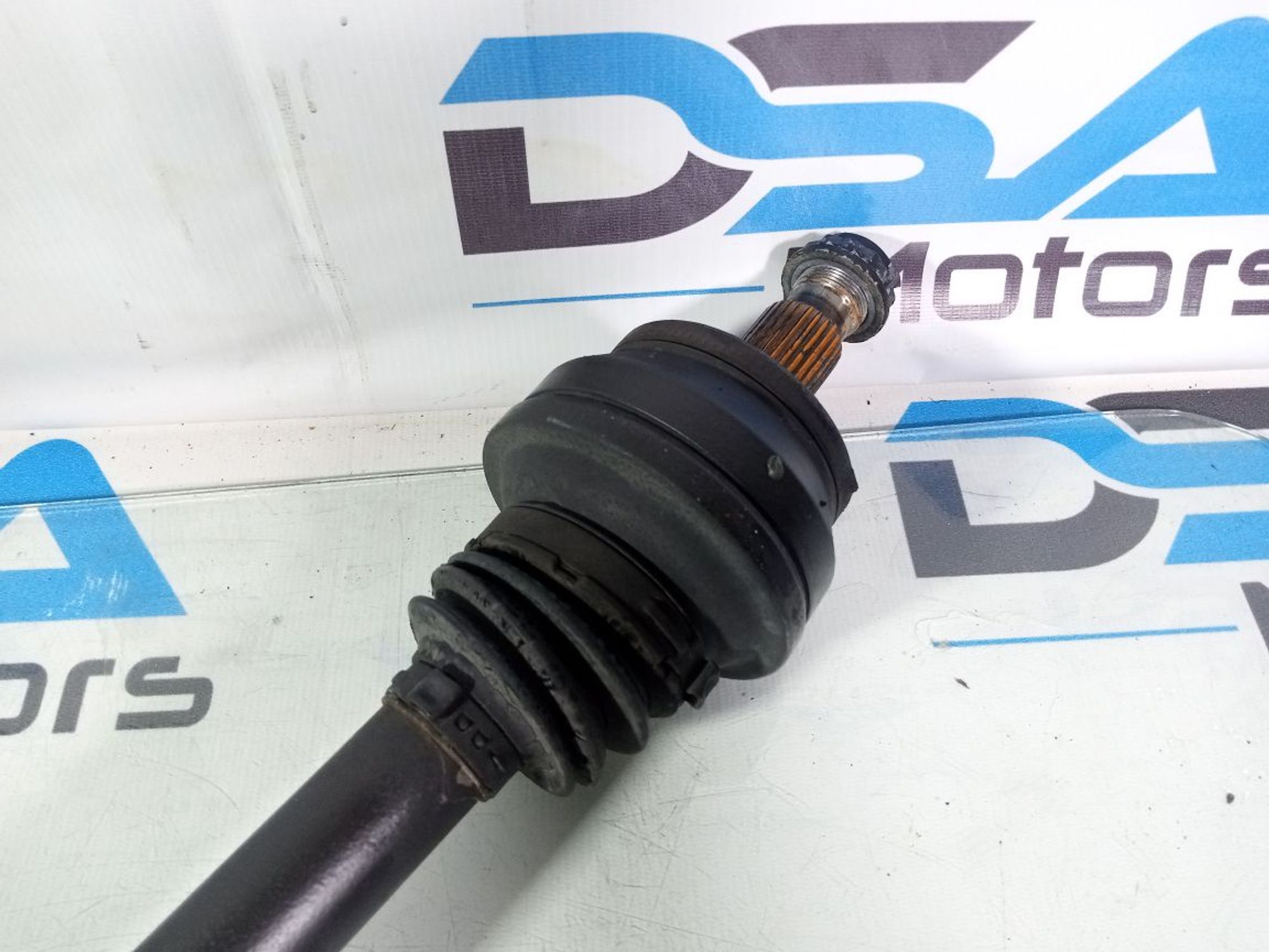 https://ycs.partsauto.market/partsauto-images/thmbs/userImages/b7628e092085f1f91467af1afb6e7630/part/a9c6c906-f0ac-48ff-b947-1e1be71f91a9_1743088192452.jpg