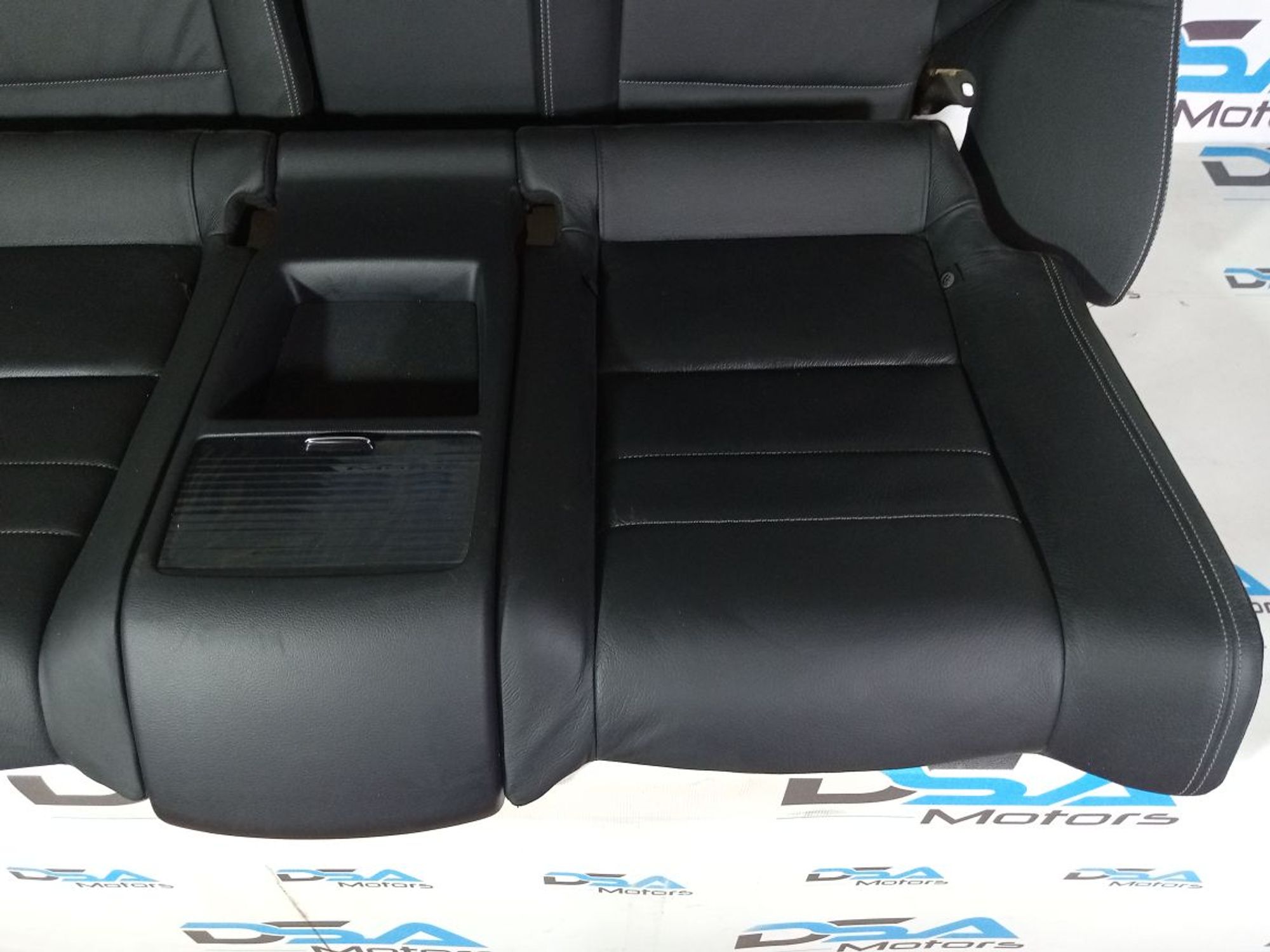https://ycs.partsauto.market/partsauto-images/thmbs/userImages/b7628e092085f1f91467af1afb6e7630/part/aa71440b-af12-4bec-a82f-15827a847911_1743064973857.jpg