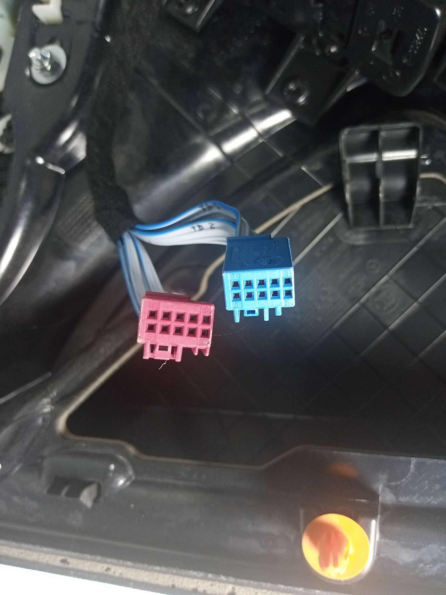 https://ycs.partsauto.market/partsauto-images/thmbs/userImages/b7628e092085f1f91467af1afb6e7630/part/aaaff194-83ef-4e15-a5cd-792981a2b6c4_1719939090502.jpg
