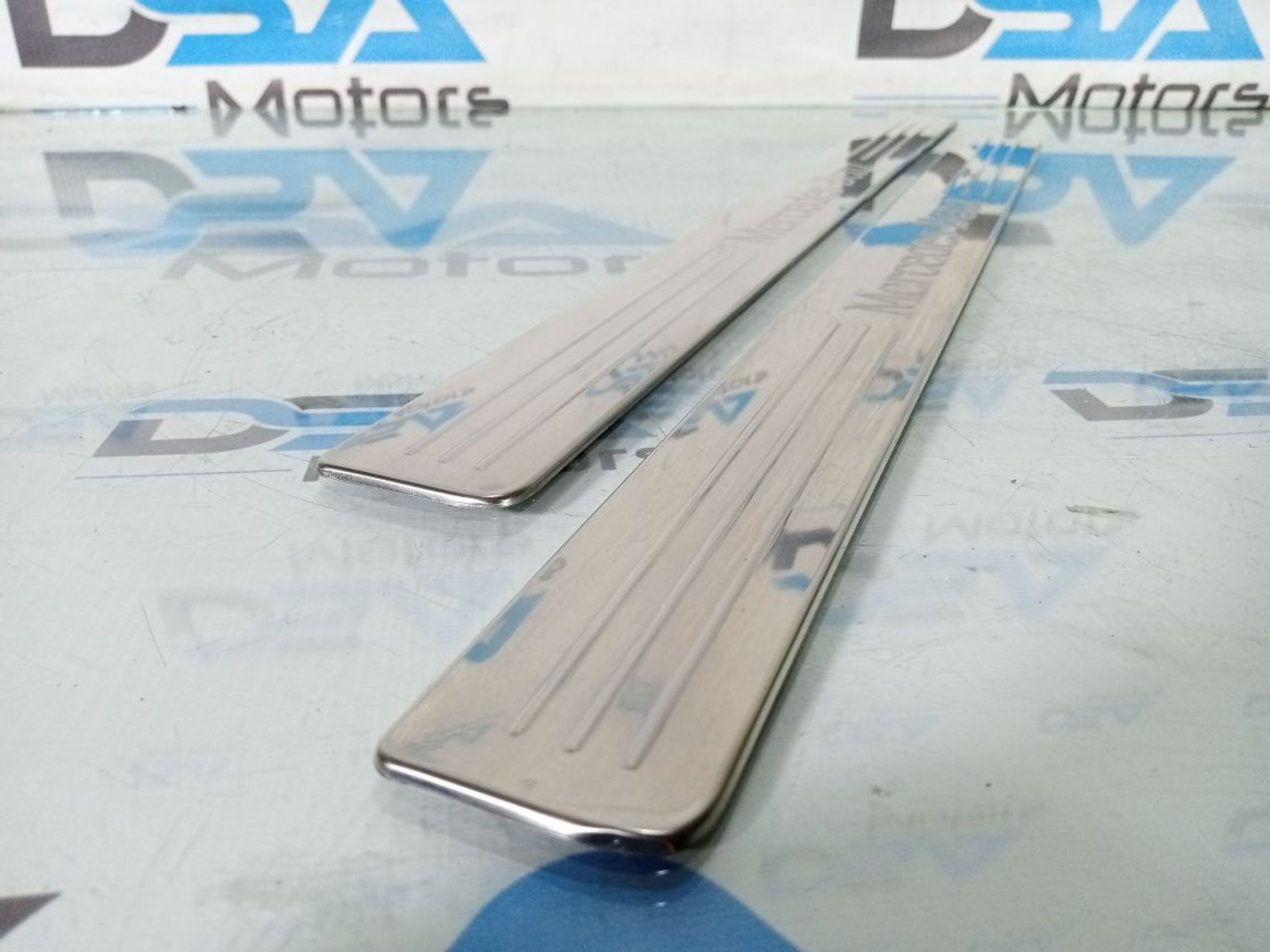 https://ycs.partsauto.market/partsauto-images/thmbs/userImages/b7628e092085f1f91467af1afb6e7630/part/aac14623-0972-44e7-9feb-dd9a926b875b_1730908442880.jpg