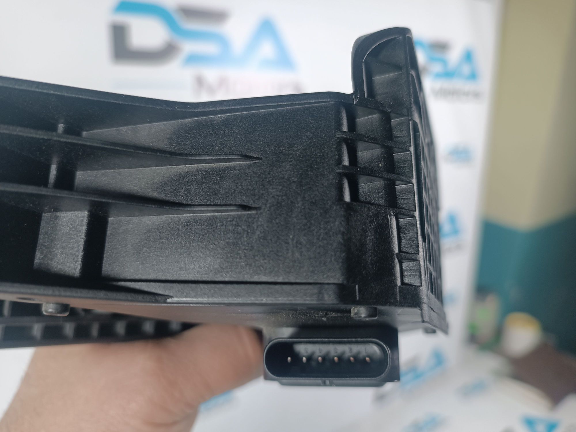 https://ycs.partsauto.market/partsauto-images/thmbs/userImages/b7628e092085f1f91467af1afb6e7630/part/ab06bbd4-ce93-4d7c-9a6c-3d9f11115db9_1711458542927.jpg