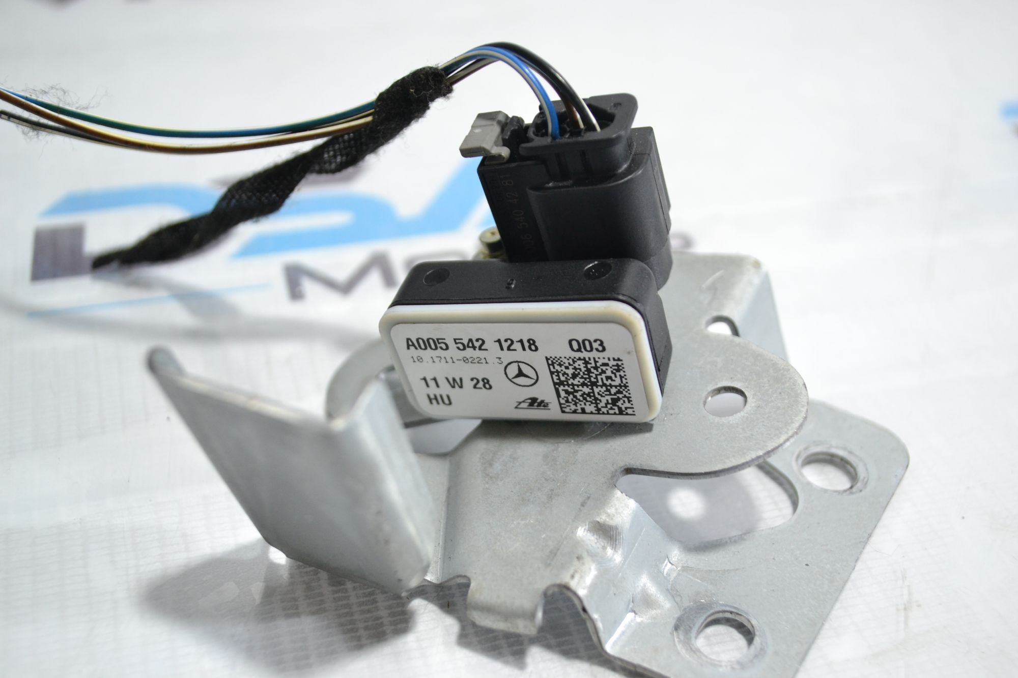 Датчик ускорения R Mercedes W204/W212/W218 Япония, 2900 рублей, Кореновск