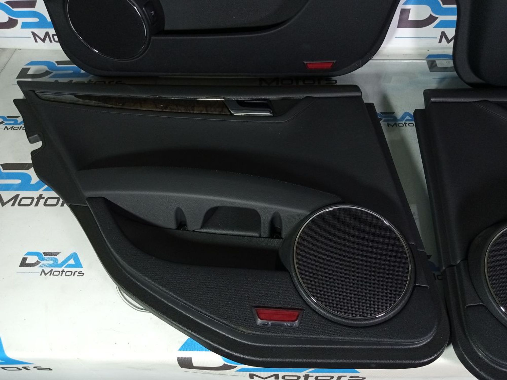 https://ycs.partsauto.market/partsauto-images/thmbs/userImages/b7628e092085f1f91467af1afb6e7630/part/ab42e2af-8cb7-4e0f-8323-350463320b9d_1745843781981.jpg