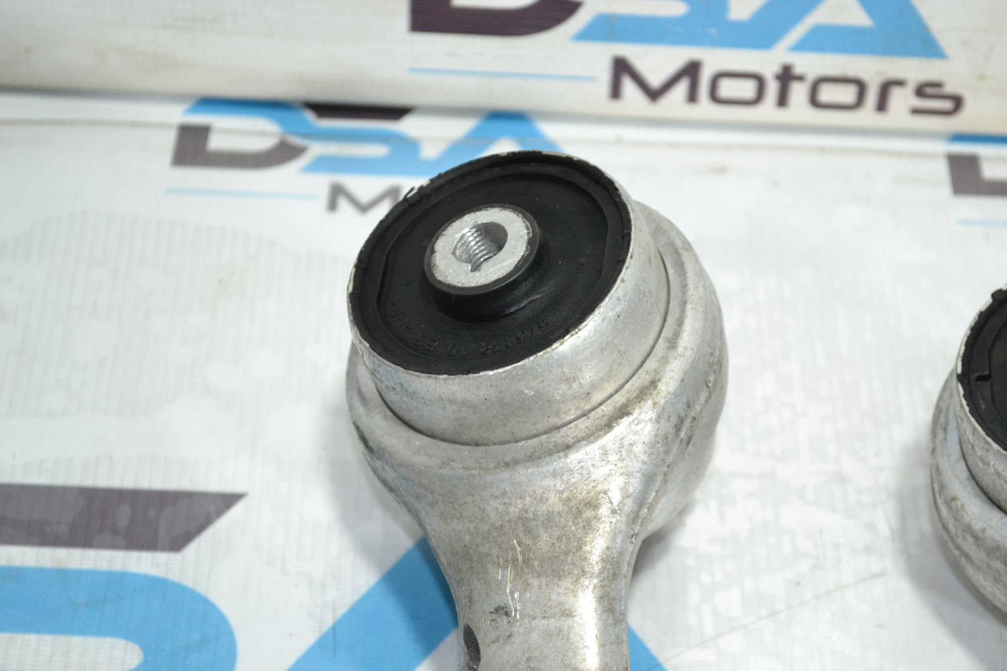 https://ycs.partsauto.market/partsauto-images/thmbs/userImages/b7628e092085f1f91467af1afb6e7630/part/ab58e588-672a-44f6-97fc-56f96a6c6c67_1779286080099.jpg