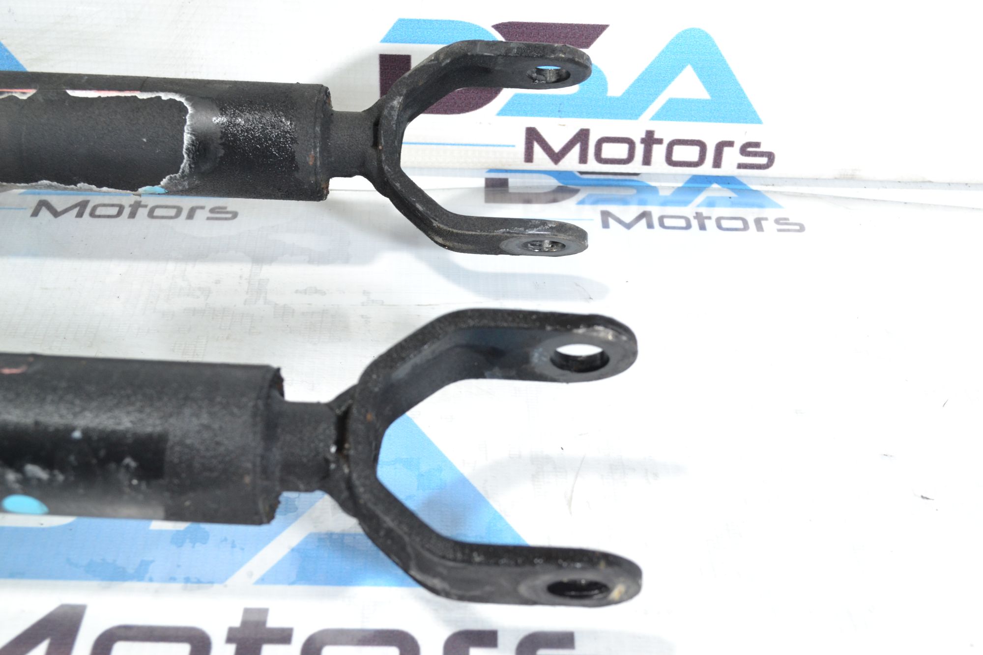 https://ycs.partsauto.market/partsauto-images/thmbs/userImages/b7628e092085f1f91467af1afb6e7630/part/abe588f6-04bb-4eaa-ba60-10051e54a6b7_1779100682278.jpg