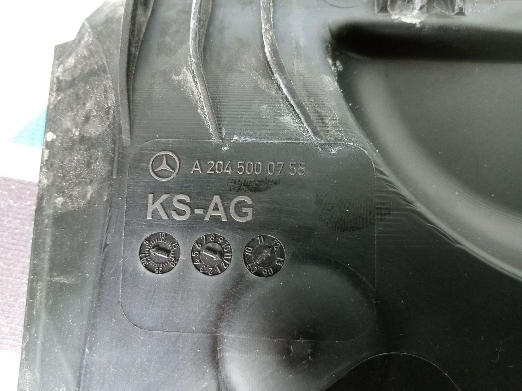 https://ycs.partsauto.market/partsauto-images/thmbs/userImages/b7628e092085f1f91467af1afb6e7630/part/abf94d53-80c1-4180-a392-f080a5416184_1734117634079.jpg