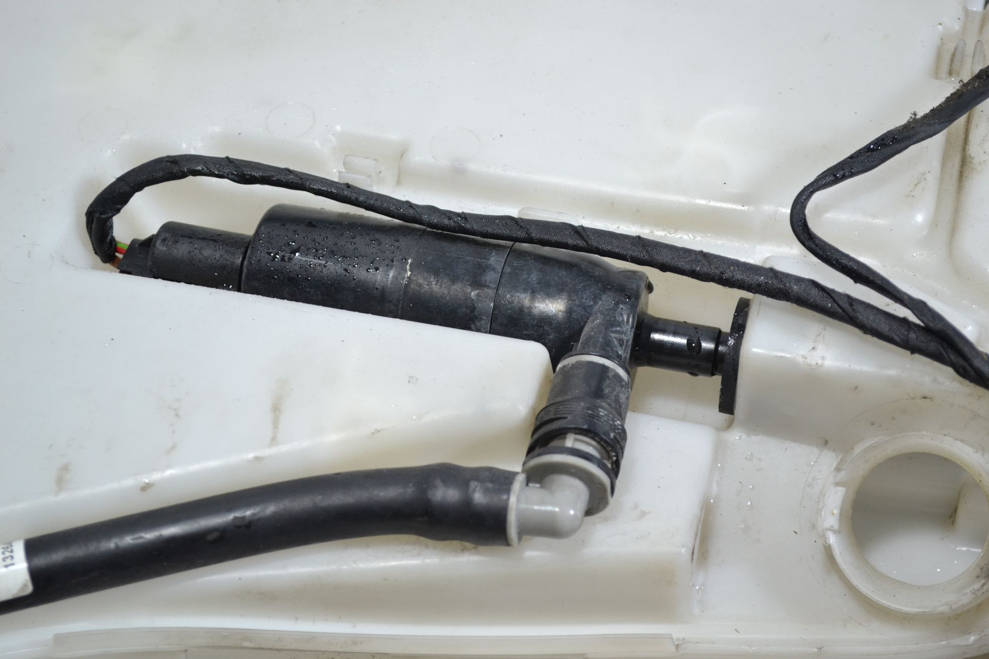 https://ycs.partsauto.market/partsauto-images/thmbs/userImages/b7628e092085f1f91467af1afb6e7630/part/ac0089e2-5625-4f50-96a0-9dfe524a8161_1784100642889.jpg