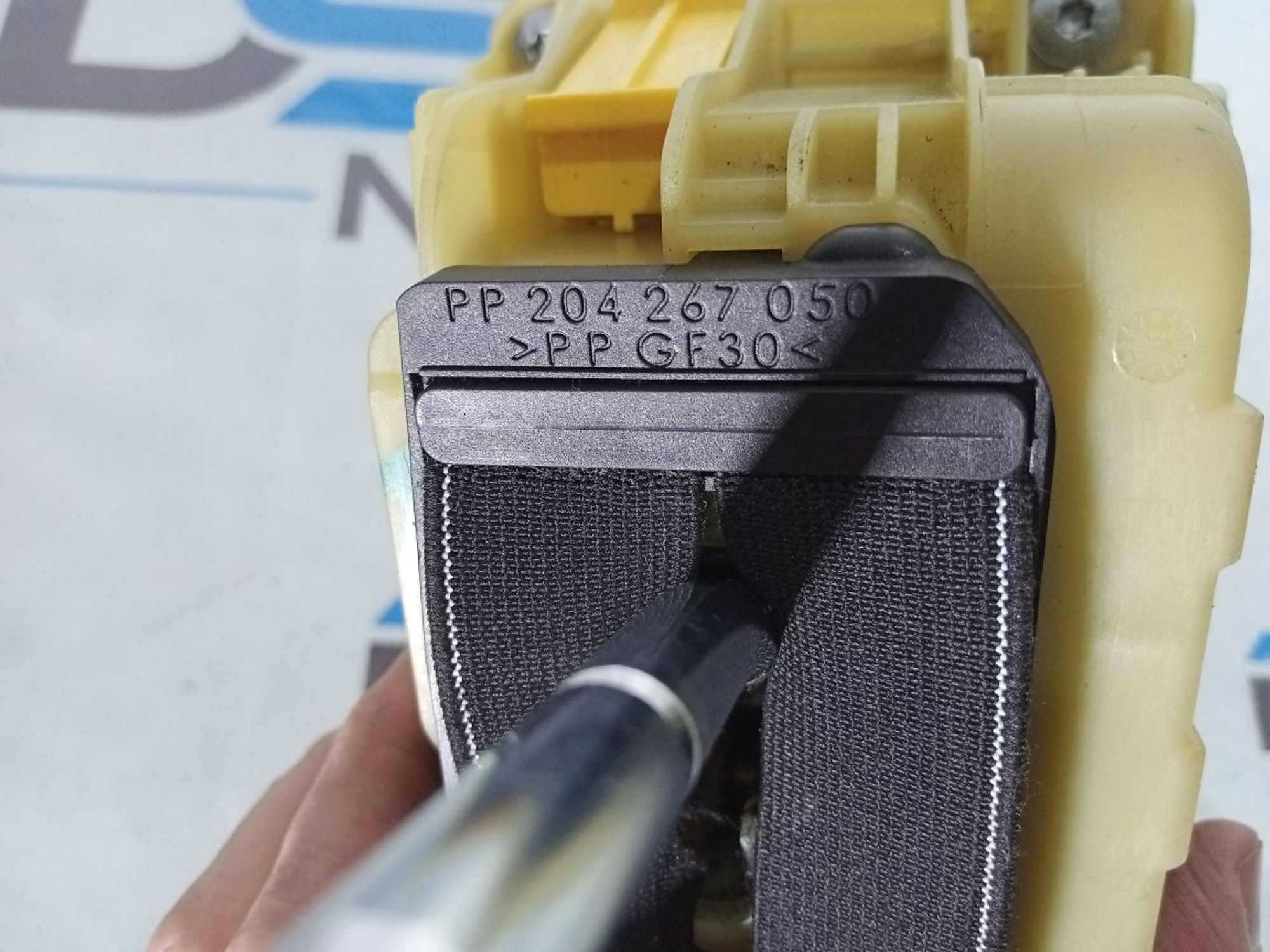 https://ycs.partsauto.market/partsauto-images/thmbs/userImages/b7628e092085f1f91467af1afb6e7630/part/ac2b9da8-2290-4be0-a0fb-6de0f2d75589_1733848649056.jpg