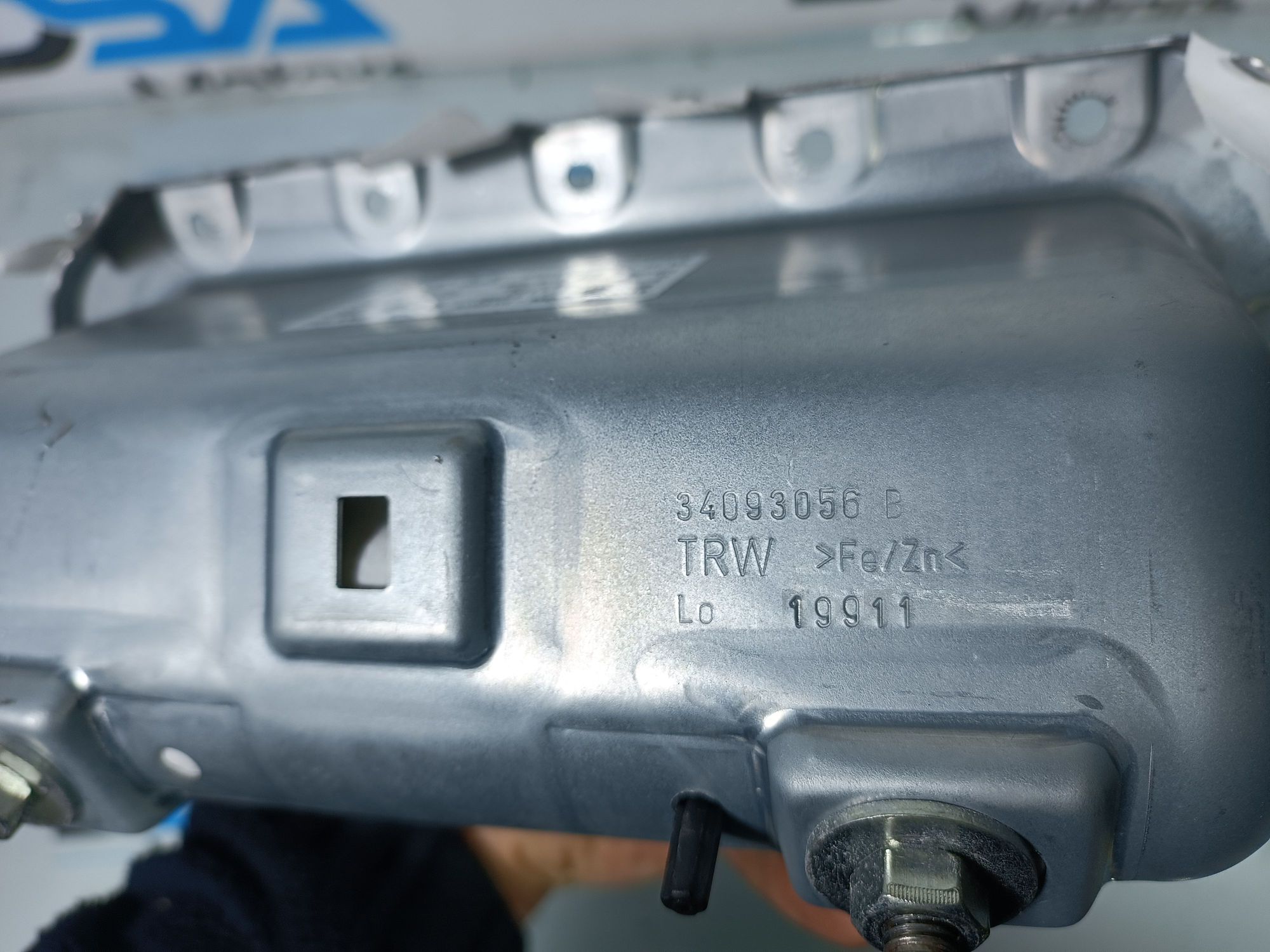 https://ycs.partsauto.market/partsauto-images/thmbs/userImages/b7628e092085f1f91467af1afb6e7630/part/ac9461e3-ef9f-4eff-b73d-73ecf3487b5d_1704385172692.jpg