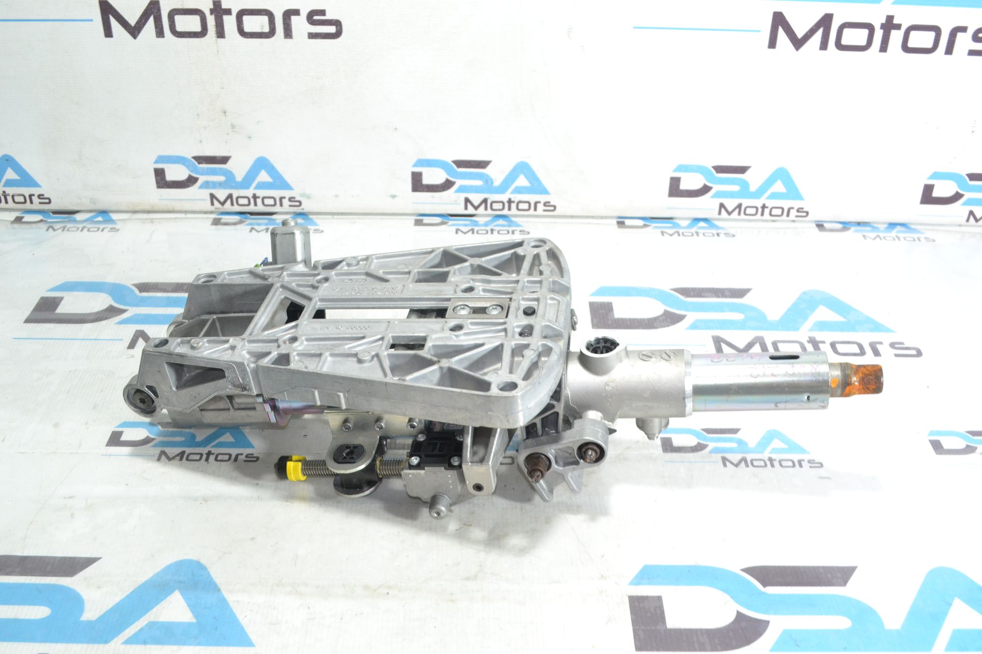 https://ycs.partsauto.market/partsauto-images/thmbs/userImages/b7628e092085f1f91467af1afb6e7630/part/ace3478d-8075-42ad-a52a-2dedeb559a59_1781170559723.jpg
