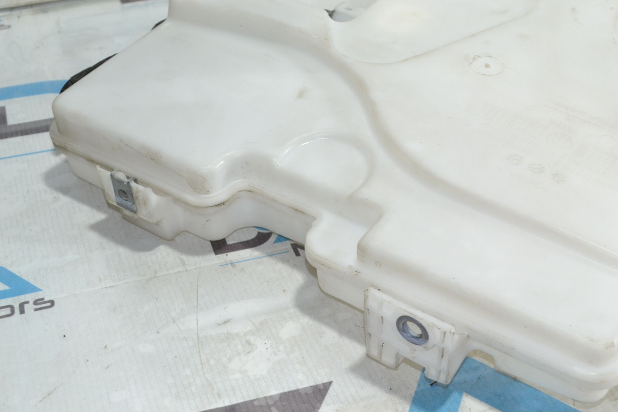 https://ycs.partsauto.market/partsauto-images/thmbs/userImages/b7628e092085f1f91467af1afb6e7630/part/ad0bea7e-2674-48ad-9752-ce07ea223259_1781268096196.jpg