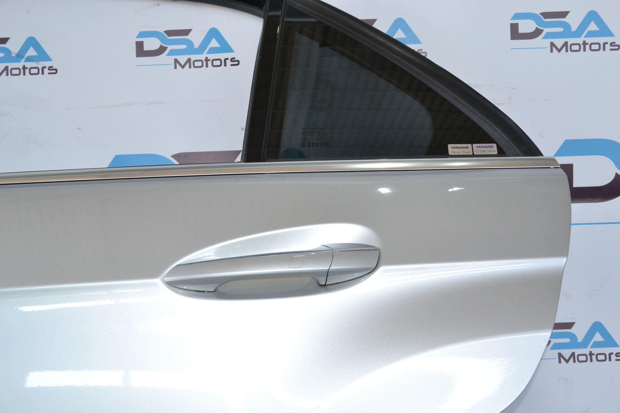 https://ycs.partsauto.market/partsauto-images/thmbs/userImages/b7628e092085f1f91467af1afb6e7630/part/adcdf048-4543-49e6-9574-d92d1c17a5a9_1783074743407.jpg