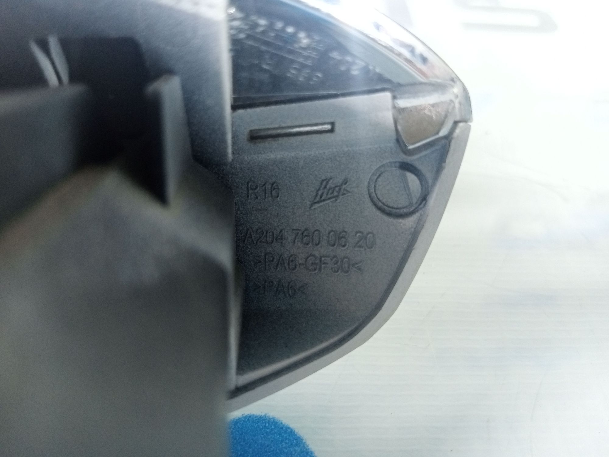 https://ycs.partsauto.market/partsauto-images/thmbs/userImages/b7628e092085f1f91467af1afb6e7630/part/ae3af447-a3ca-45e7-ae47-7b9b3c8d4233_1719822992623.jpg