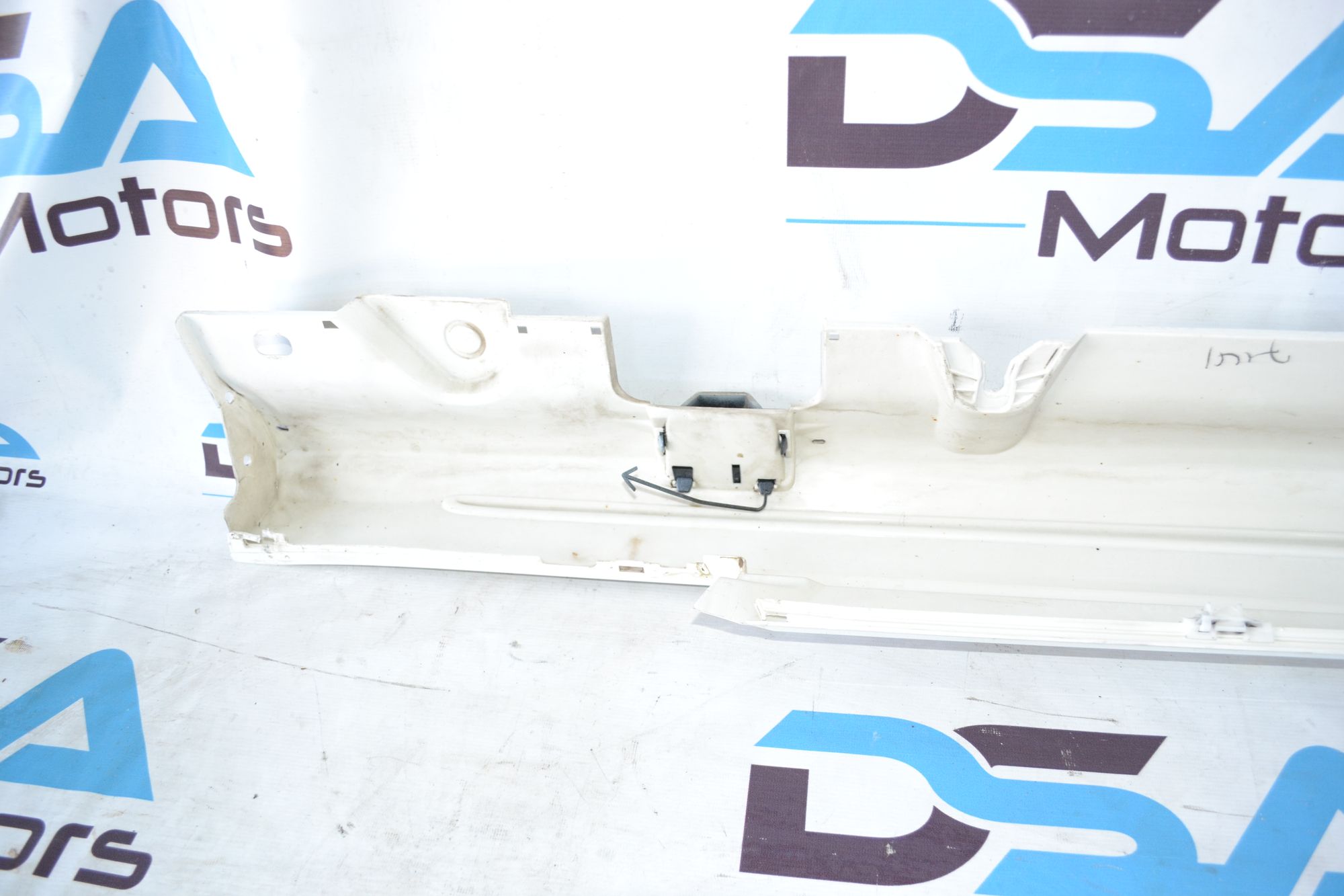 https://ycs.partsauto.market/partsauto-images/thmbs/userImages/b7628e092085f1f91467af1afb6e7630/part/ae93c1db-2f09-43da-ade5-fa84d5a5312b_1784618145967.jpg