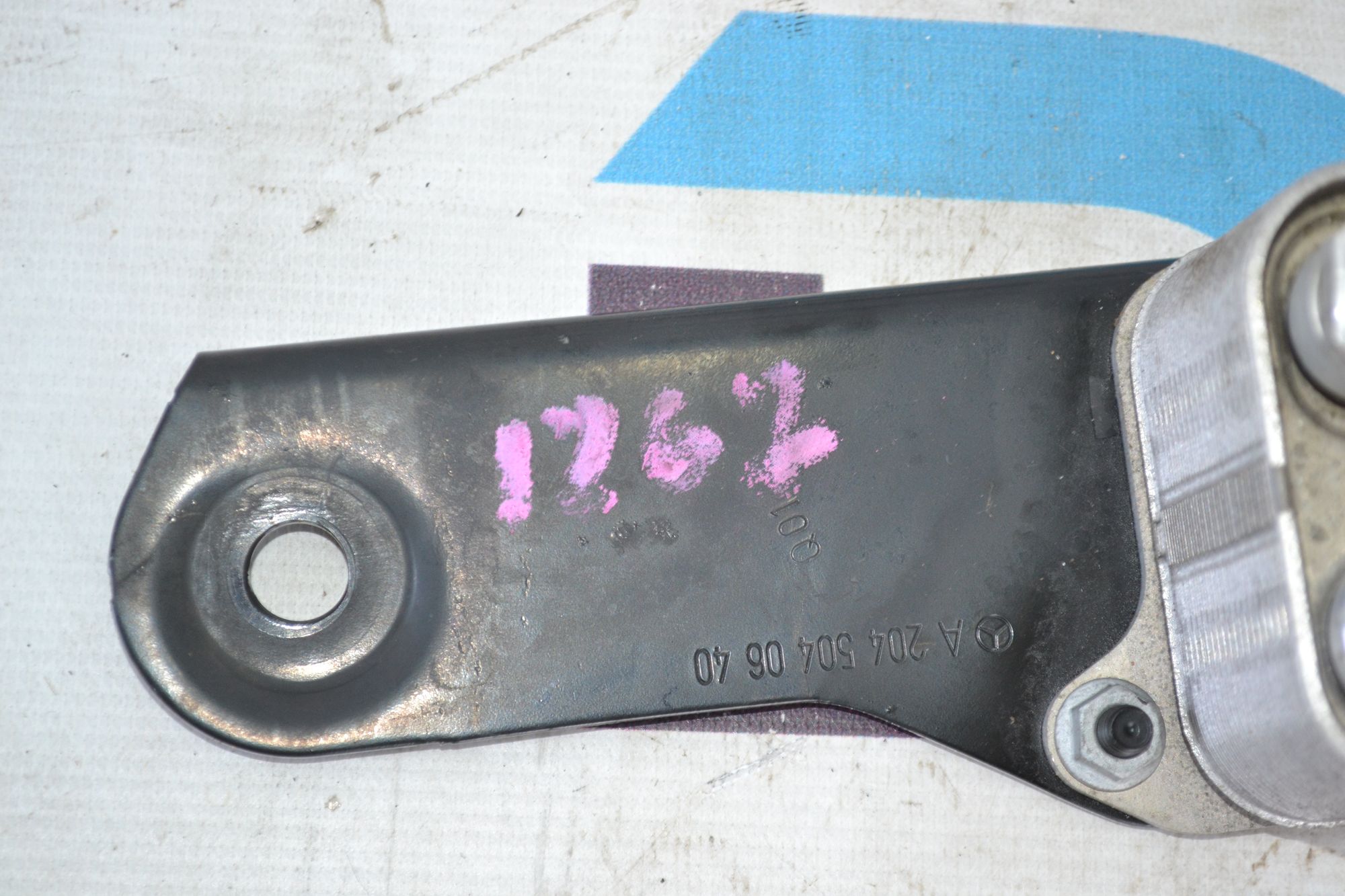 https://ycs.partsauto.market/partsauto-images/thmbs/userImages/b7628e092085f1f91467af1afb6e7630/part/aedcd5ab-a9ee-46b1-9353-6e04cad9a6b8_1785311826317.jpg