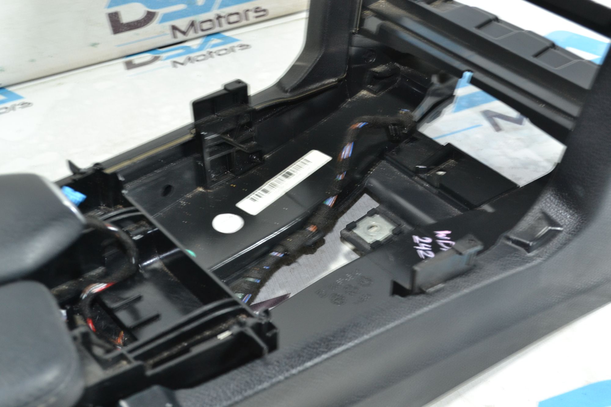 https://ycs.partsauto.market/partsauto-images/thmbs/userImages/b7628e092085f1f91467af1afb6e7630/part/af7db4e4-6364-401f-a2a3-c97eb9812843_1780917782919.jpg